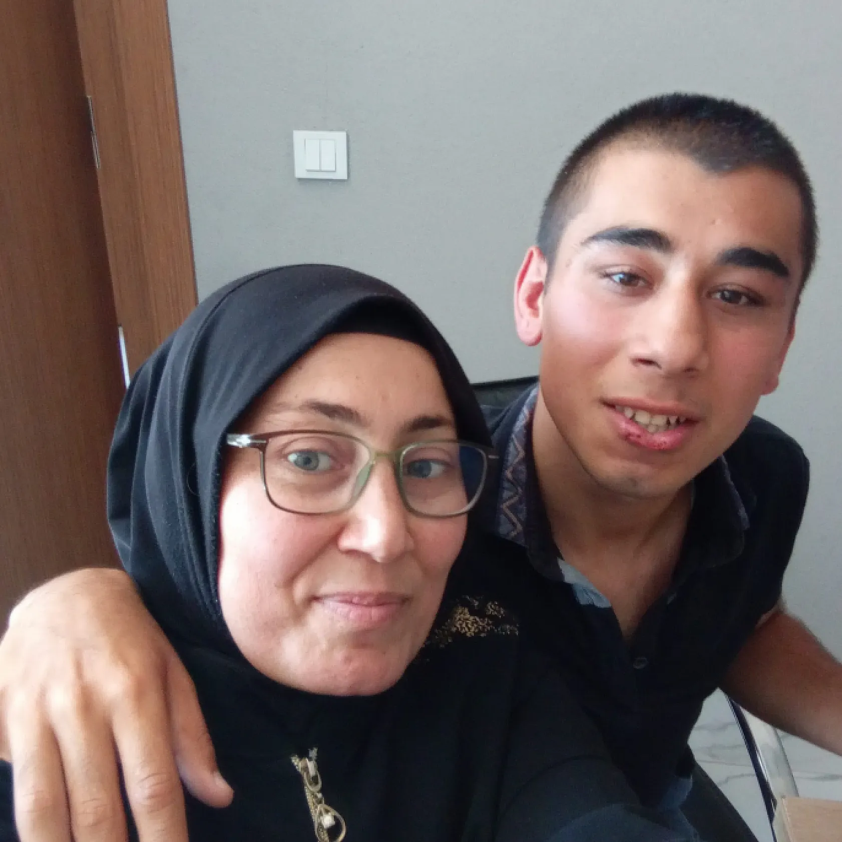Otizmli genç bakımevinde ilaç zehirlenmesiyle öldü