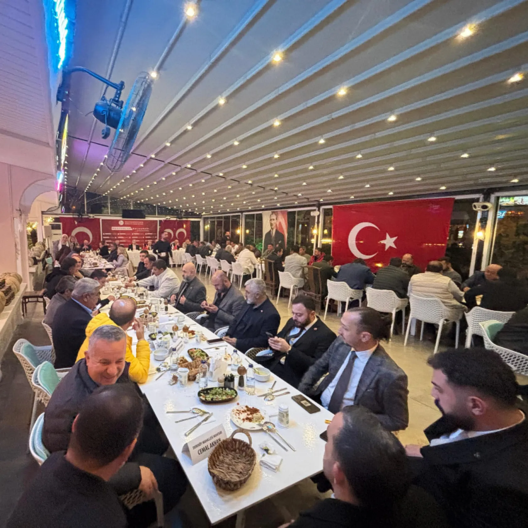 Burak Demirel'in Bodrum muhtarlar buluşmasına yoğun ilgi