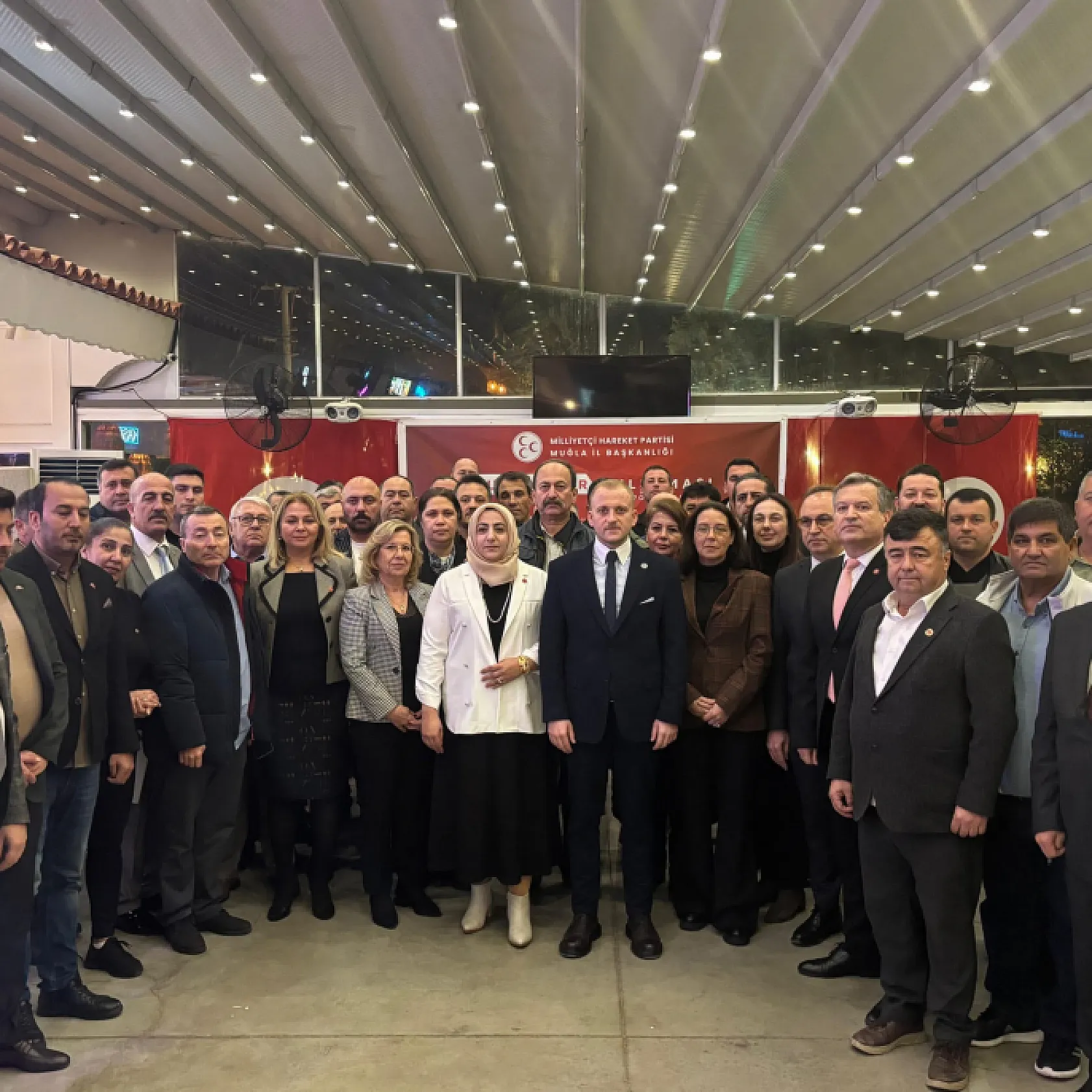 Burak Demirel'in Bodrum muhtarlar buluşmasına yoğun ilgi