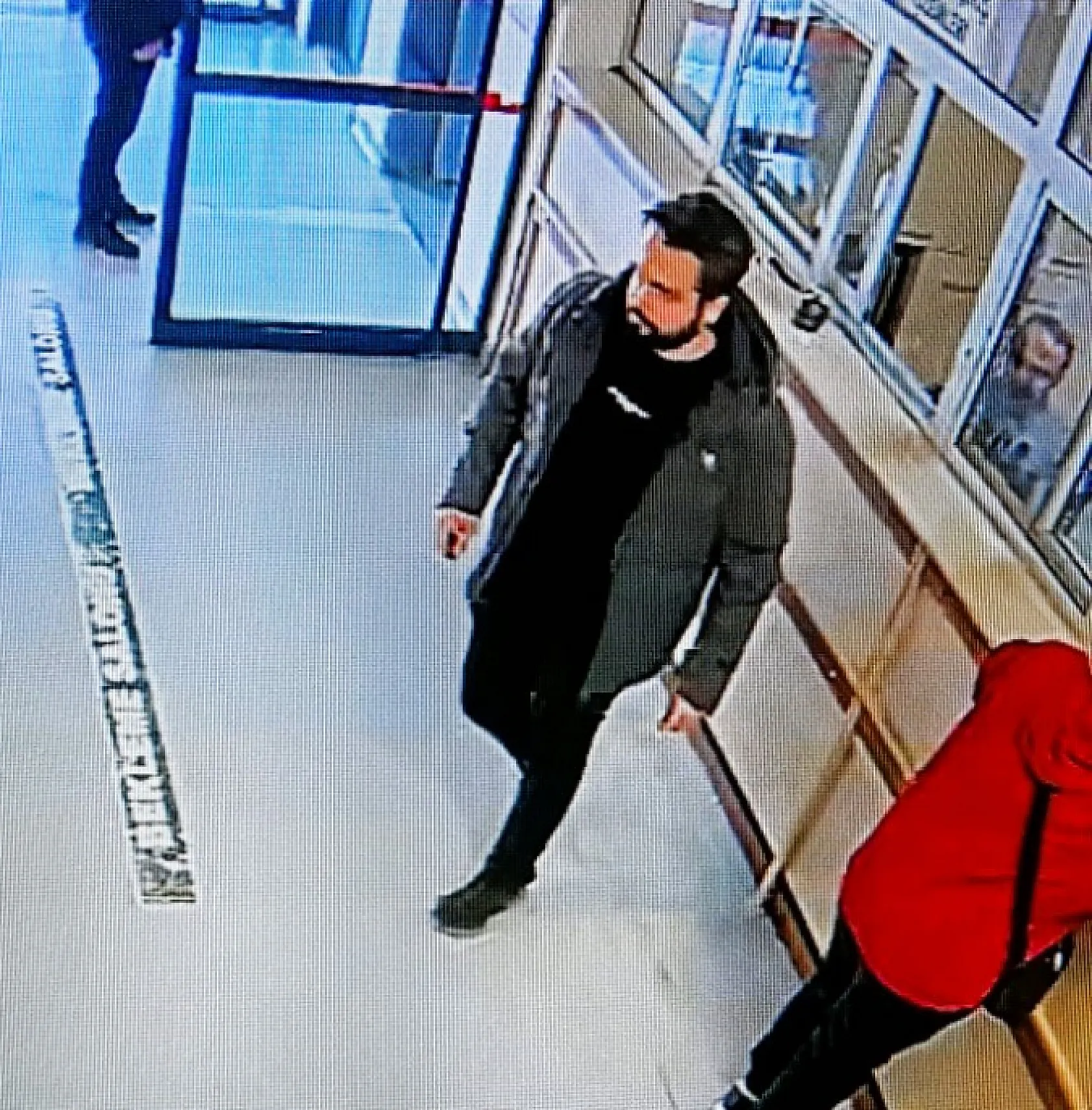 Acilde damar yolu açtıran doktor, kendisine ilaç enjekte ederek ölmeyi bekledi