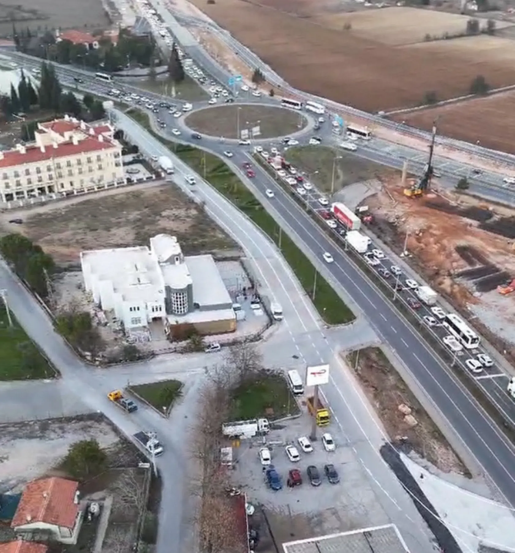Kötekli Kavşağı'ndaki çalışmalar nedeniyle ulaşım servis yollarına yönlendirilecek