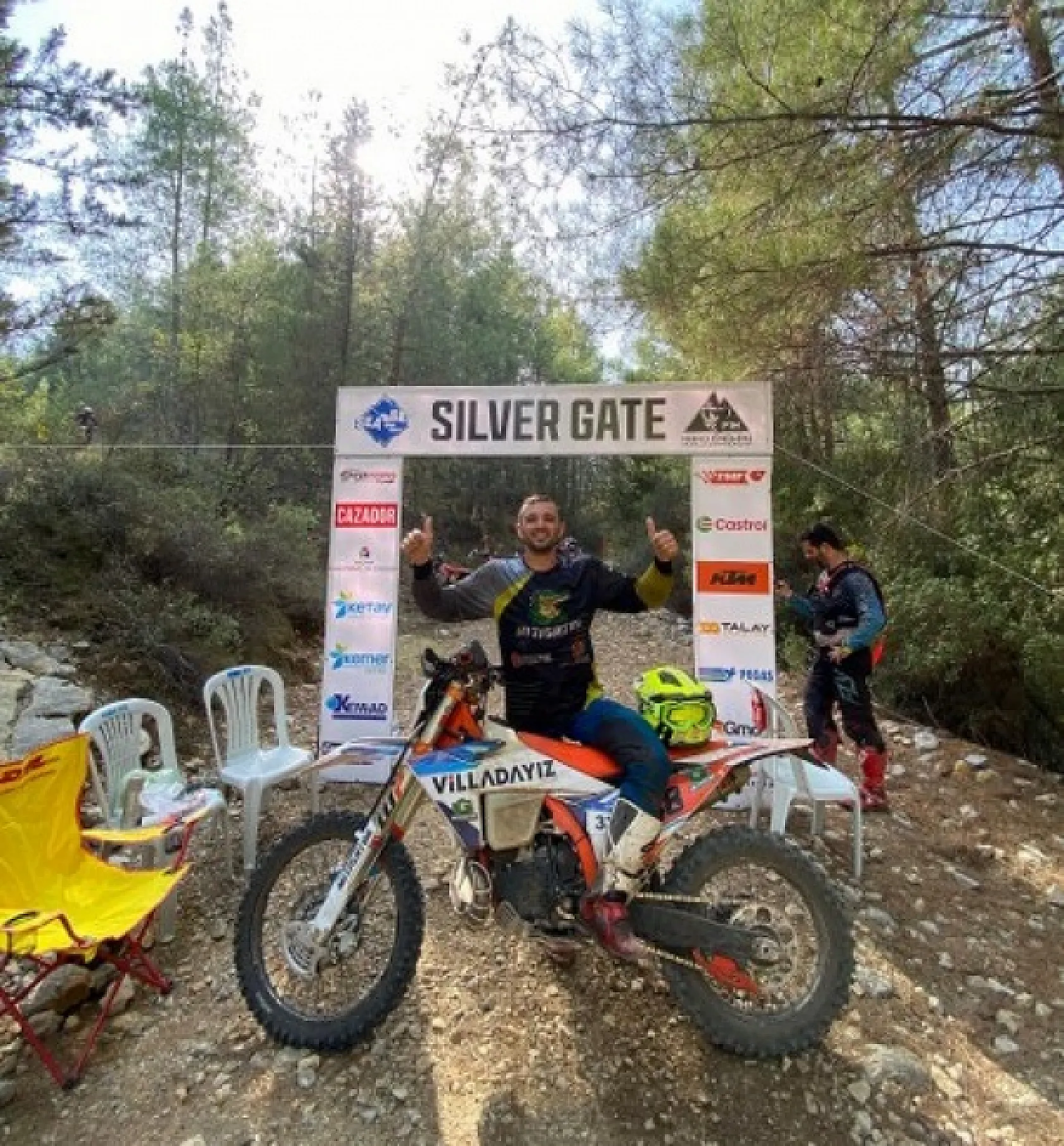 Fethiyeli Sporcu Ümit Kaya, Sea To Sky Enduro'da Gümüş Madalya Kazandı