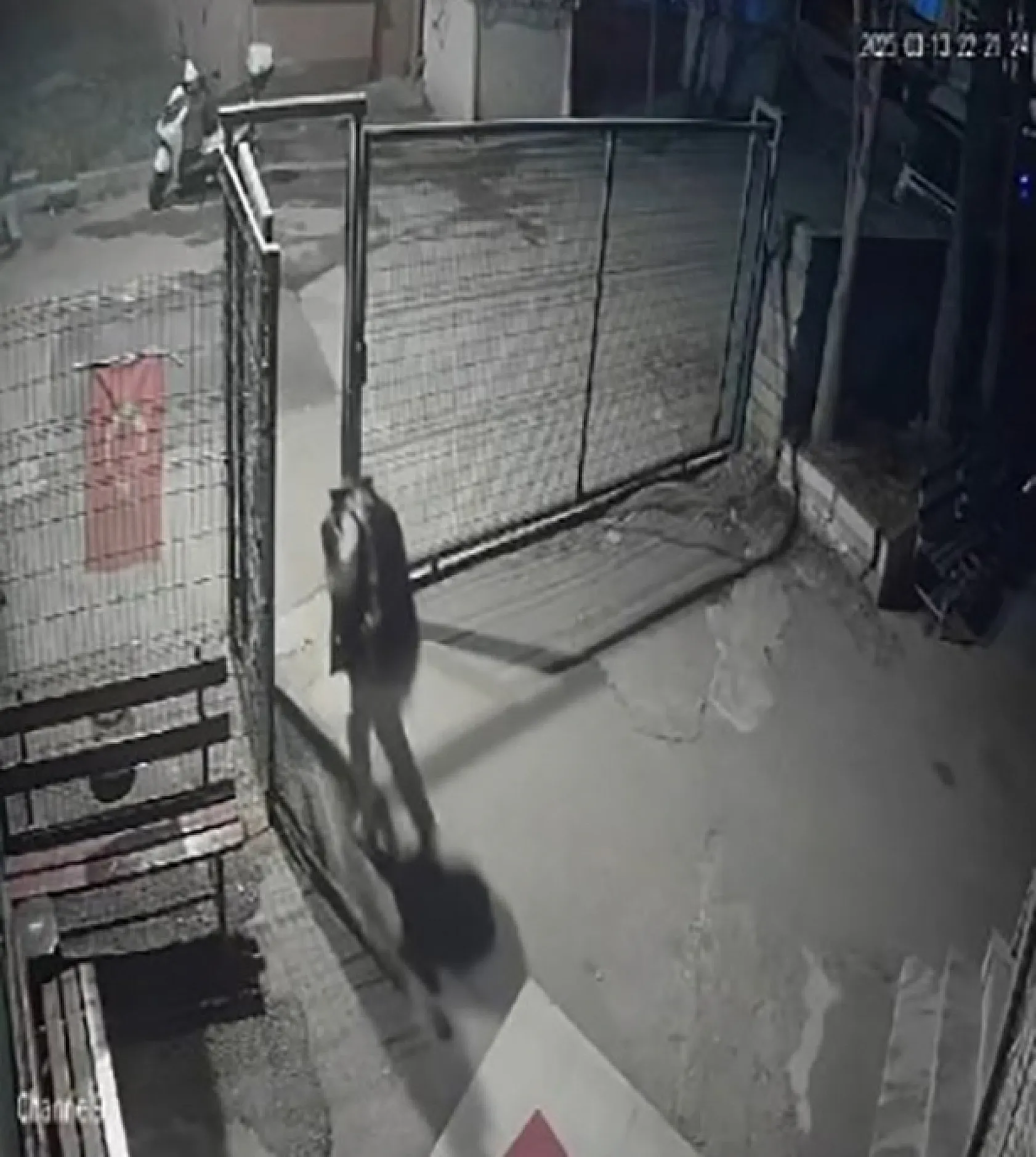 Minikler önce çaldılar, sonra pişman oldular
