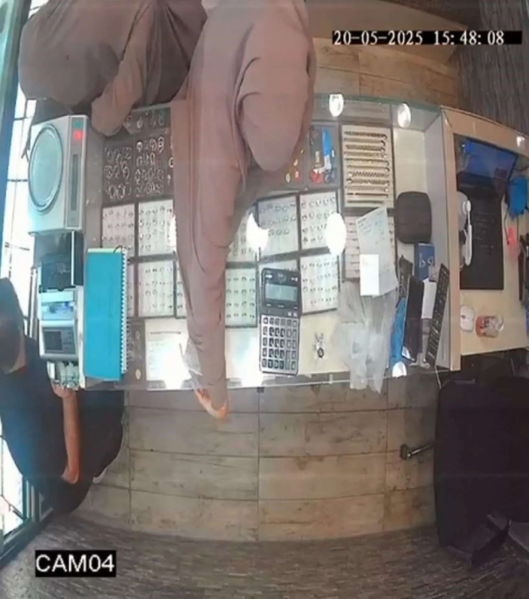 Kuyumculara dadanan biri çocuk 2 suç makinesi yakalandı
