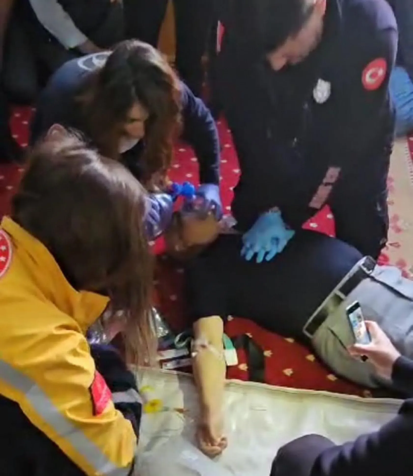 Bayram namazını kılarken hayatını kaybetti