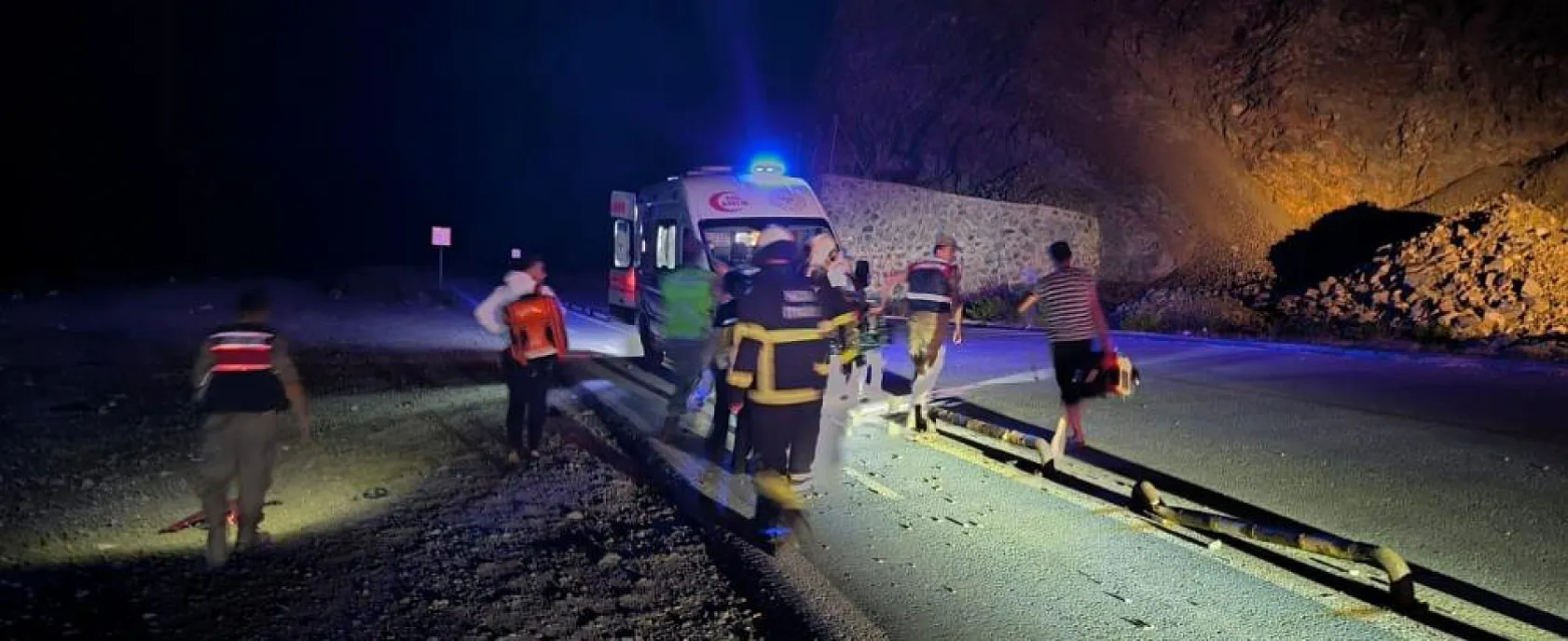 Genç yaşta feci son! Motosikletle uçuruma uçtu