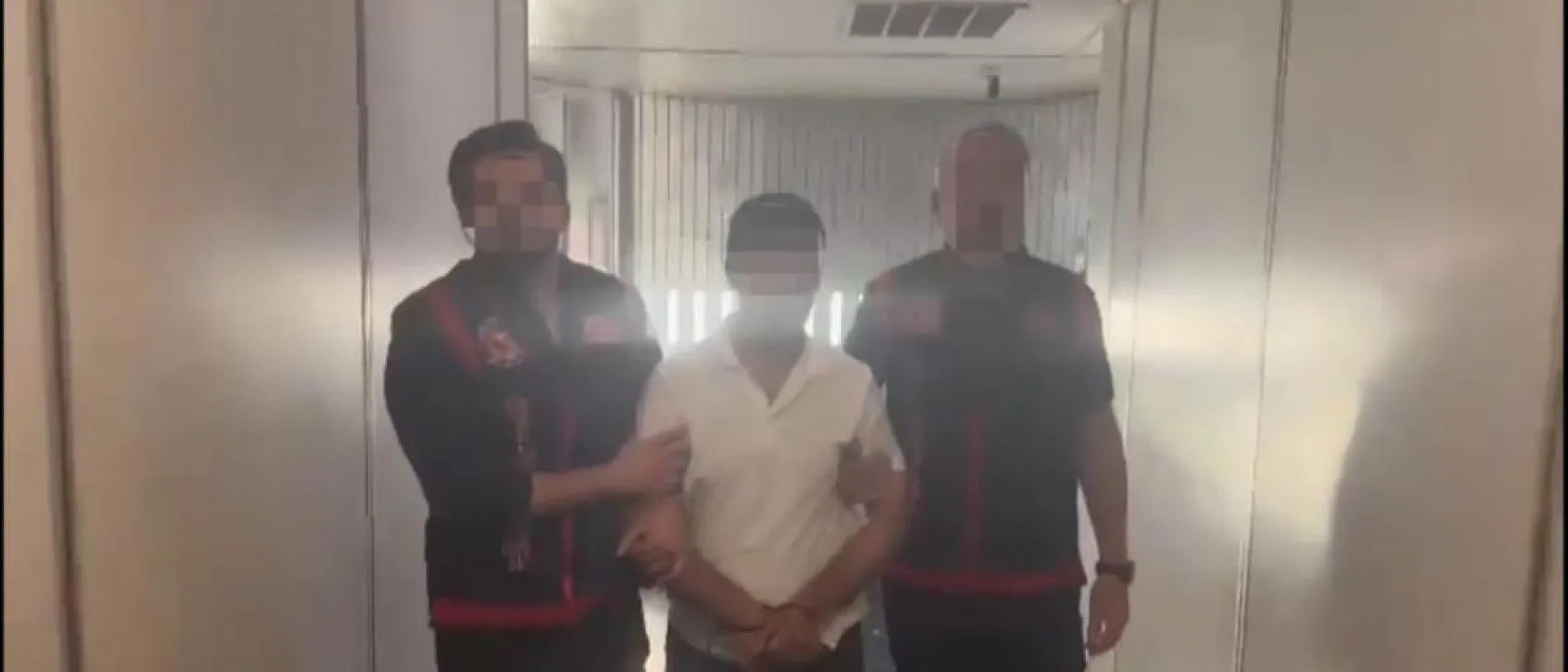 Interpol devreye girdi, öz kardeşini öldüren şüpheli, Sırbistan'a kaçamadan yakalandı