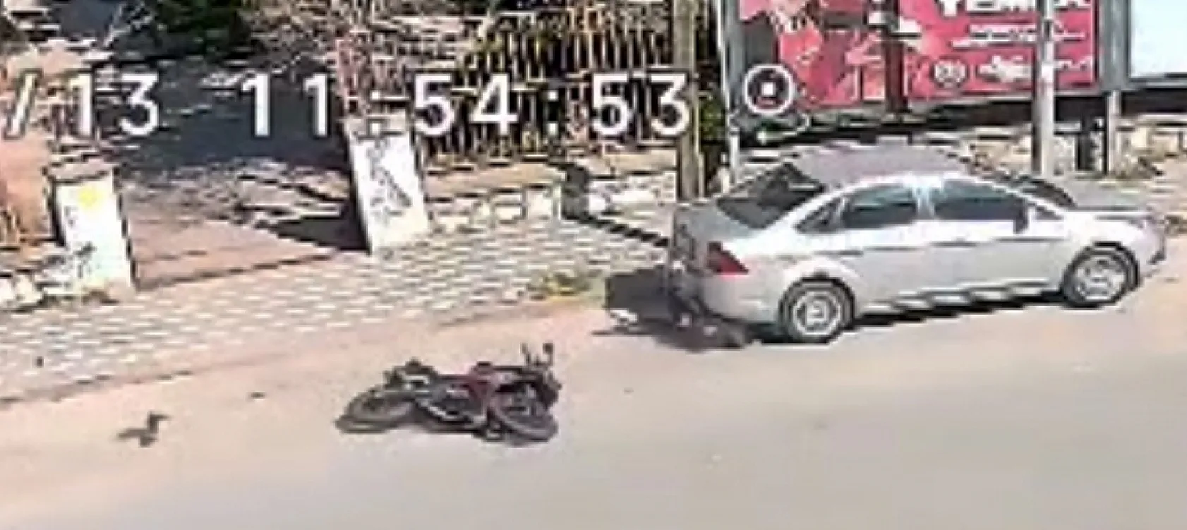 Motosiklet sürücüsü ölümden döndü