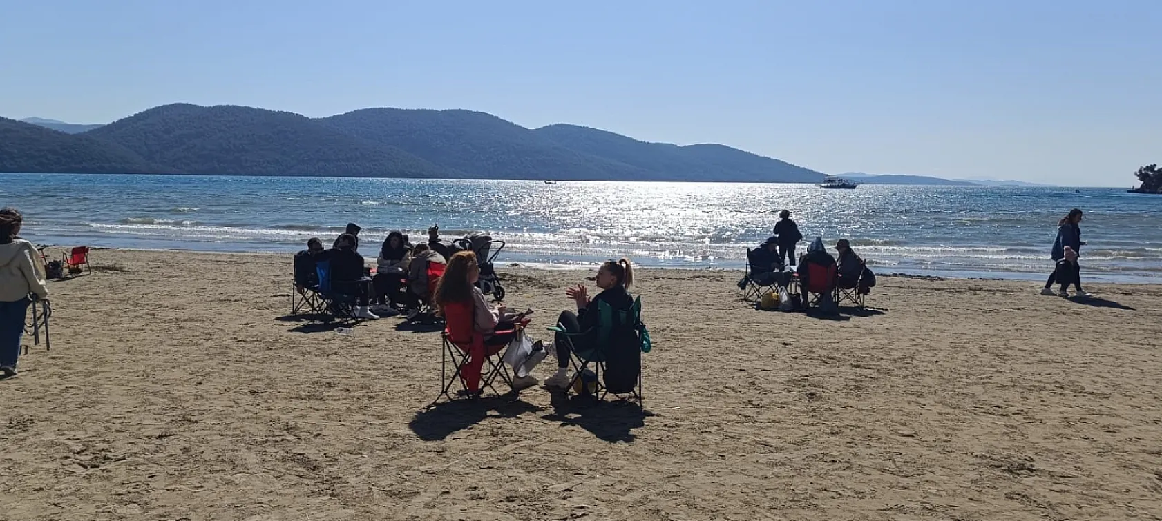 Akyaka'da 8 Mart kutlaması renkli görüntülere sahne oldu