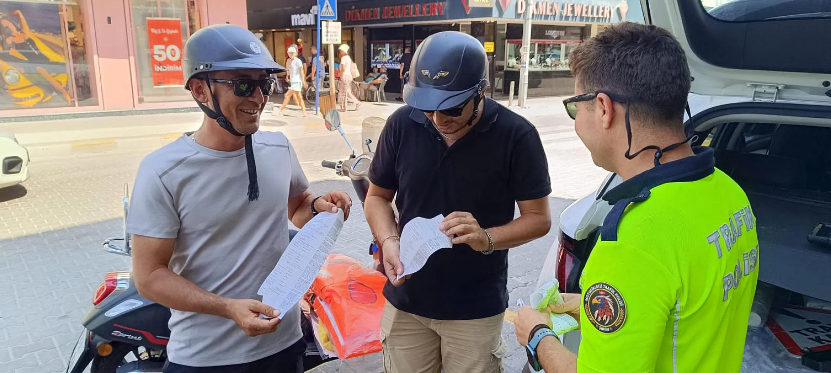 Fethiye'de 'Jokey Kaskı' denetimi: 2 sürücüye 2 bin 500'er lira ceza