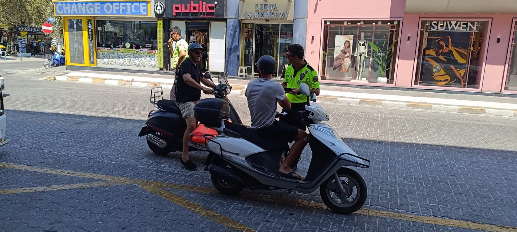 Fethiye'de 'Jokey Kaskı' denetimi: 2 sürücüye 2 bin 500'er lira ceza