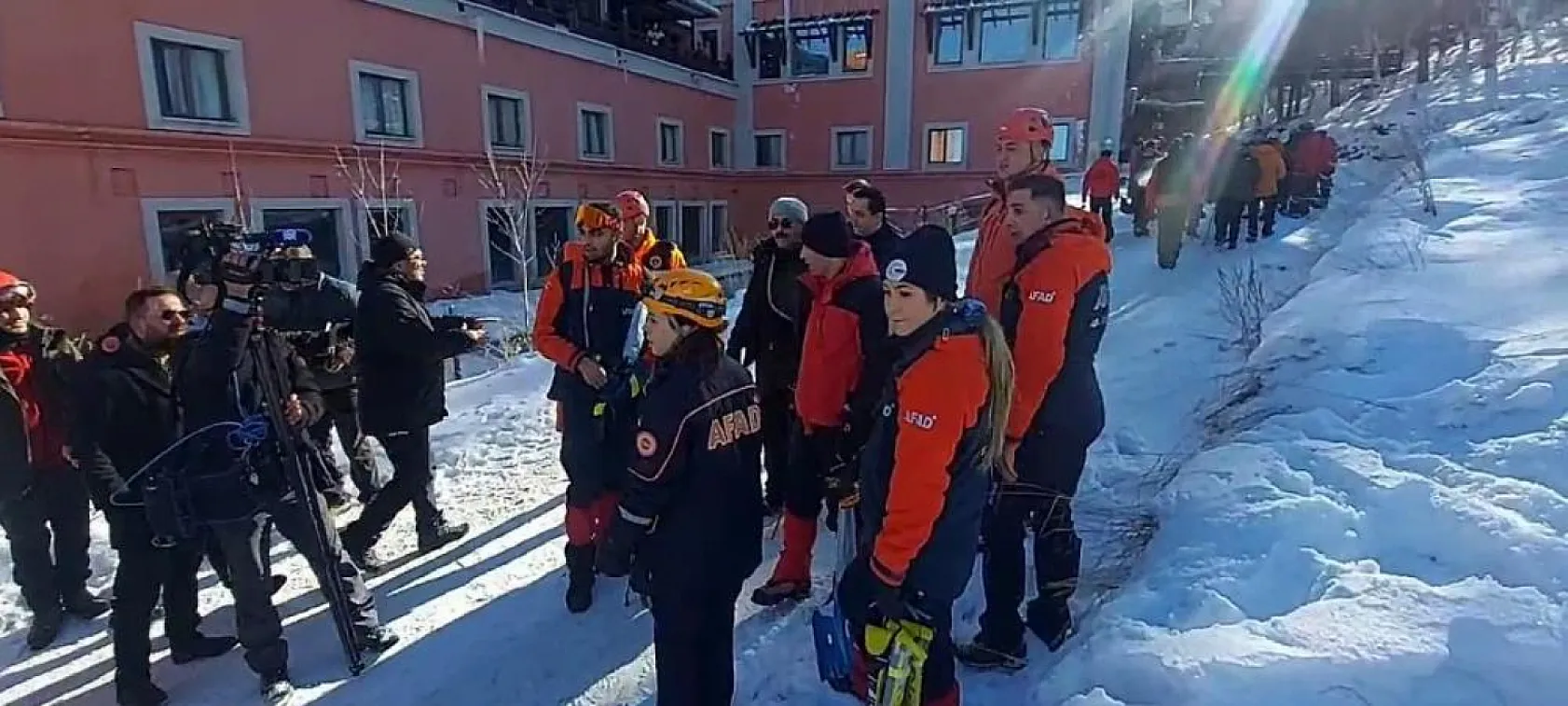 Palandöken'de çığ düştü: 1 ölü, 3 yaralı