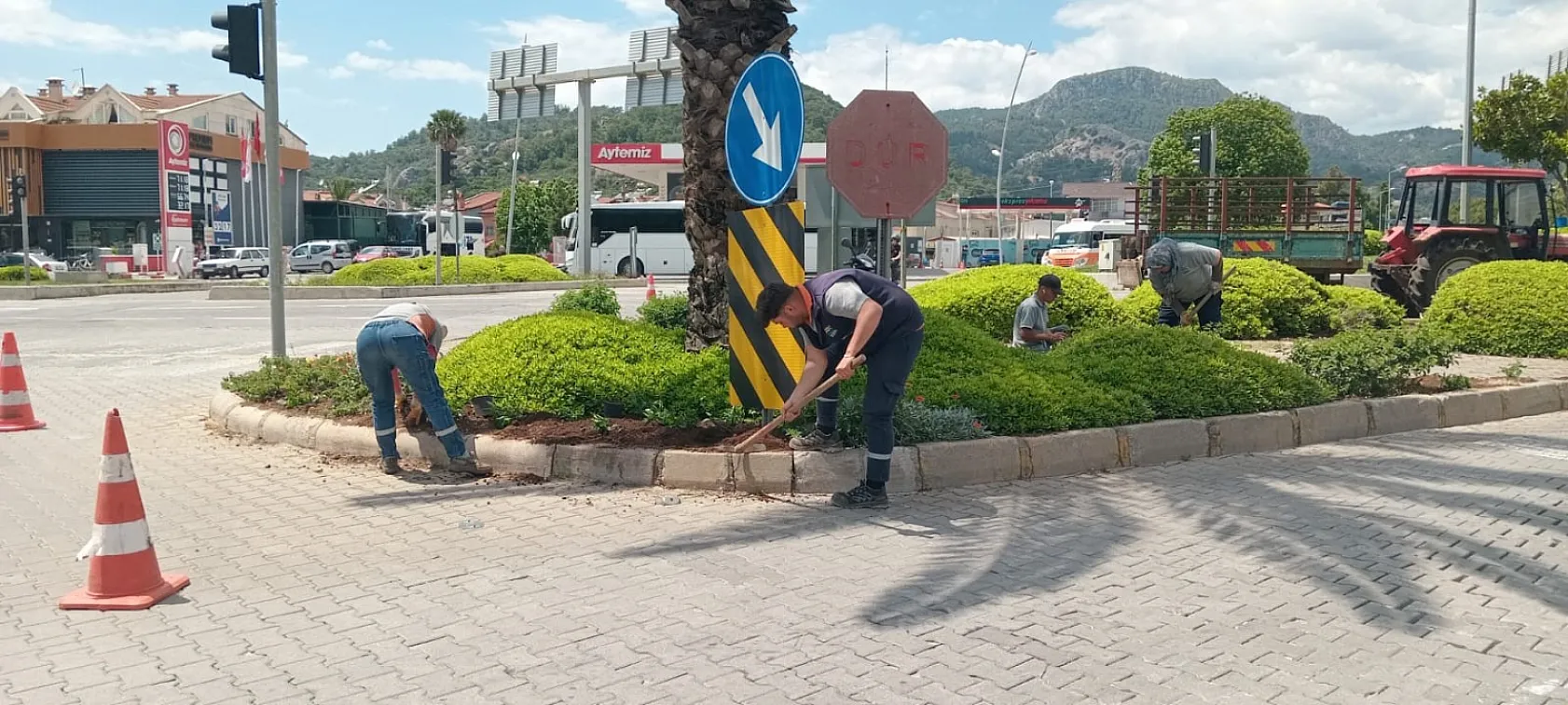 Marmaris'te bayram öncesi yoğun mesai