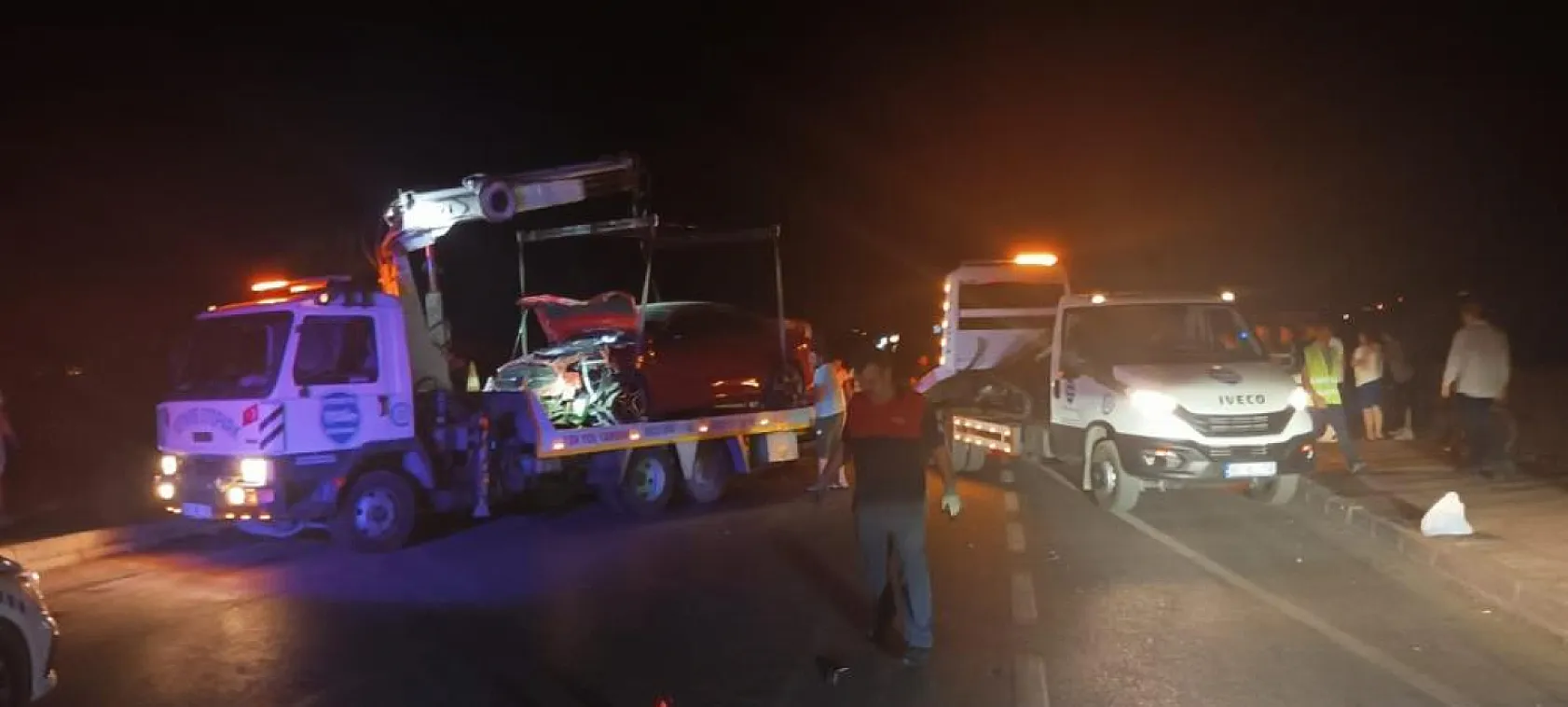Fethiye'de Feci Kaza! 2 Araç Kafa Kafaya Çarpıştı: 1 Ölü, 3 Yaralı
