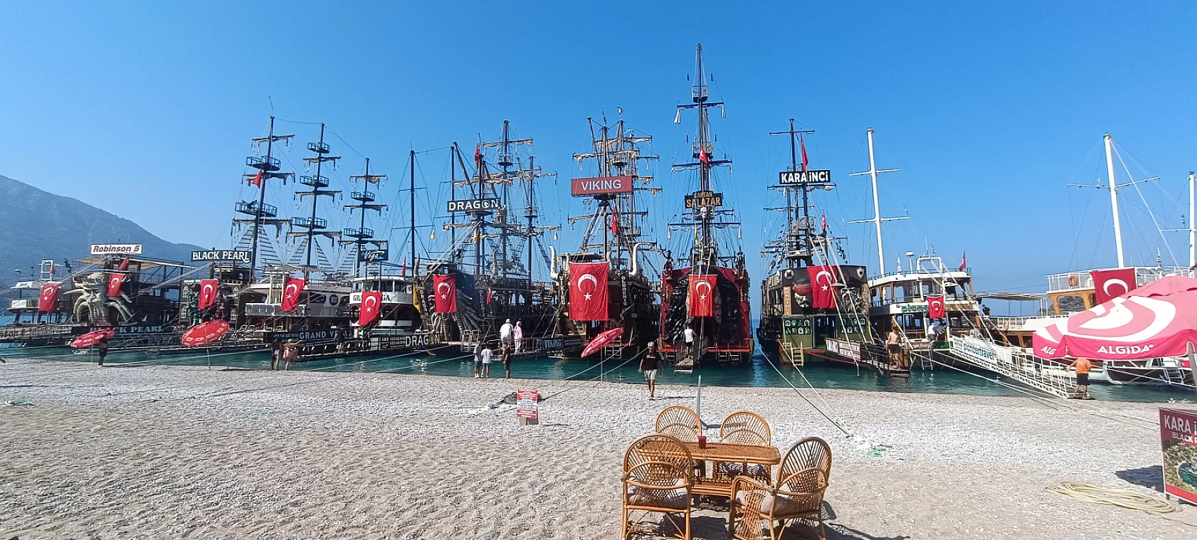 Ölüdeniz'de 1 Temmuz Denizcilik ve Kabotaj Bayramı denizde coşkuyla kutlandı