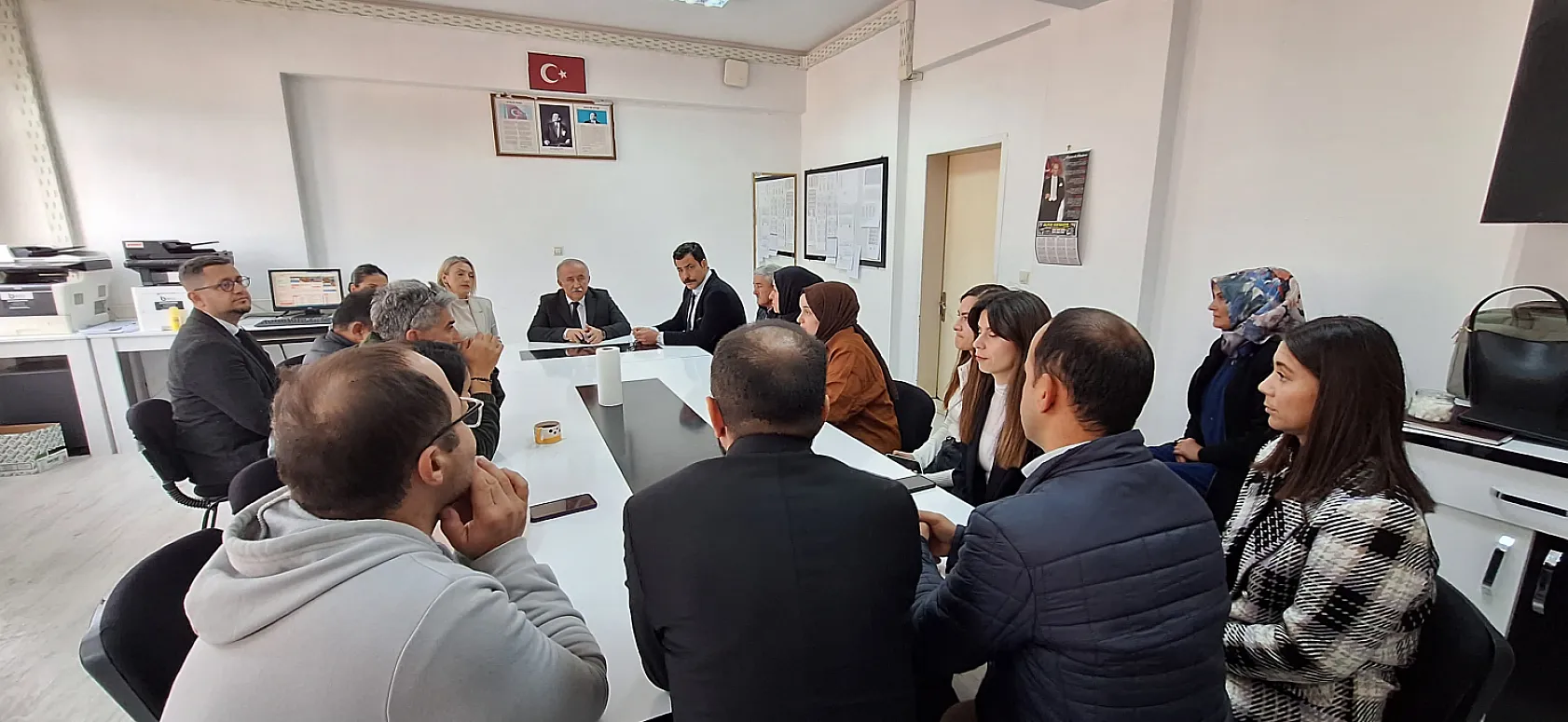 Seydikemer'de eğitime büyük destek! İlçe Milli Eğitim Müdürü'nden öğrencilere destek