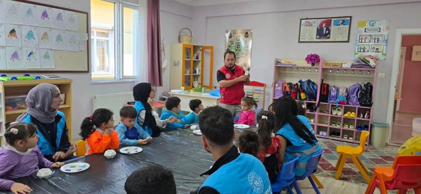 Gençlik Merkezi Gönüllüleri, Menteşe'de çocuklara unutulmaz bir gün yaşattı