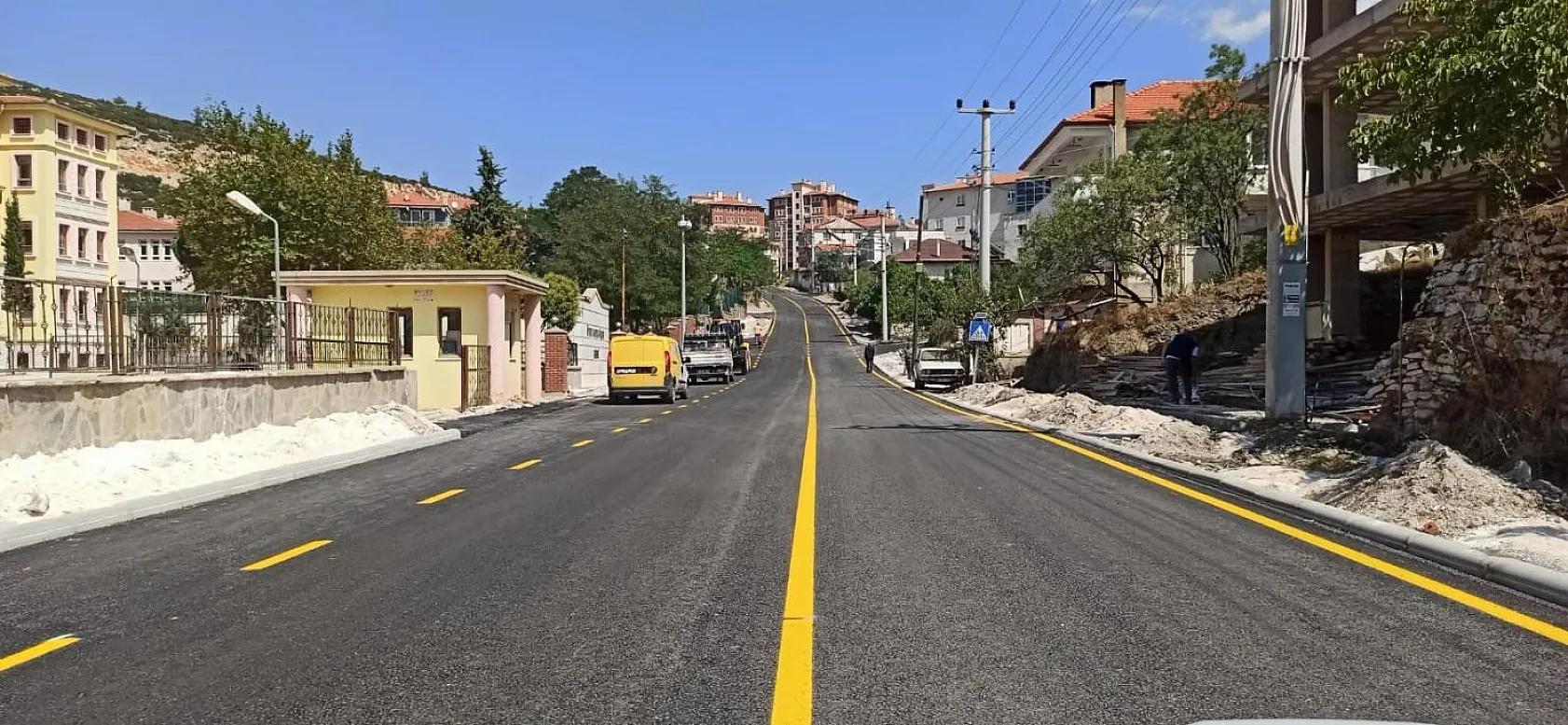 Sıcak asfalt çalışmaları tamamlandı