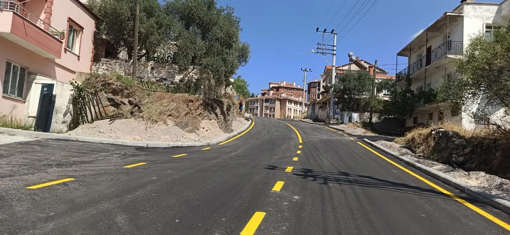 Sıcak asfalt çalışmaları tamamlandı