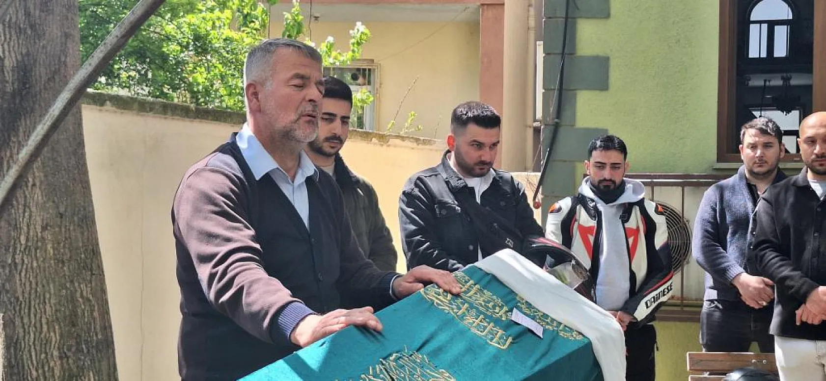 Trafik kazasının ardından 22 günlük yaşam savaşını kaybetti