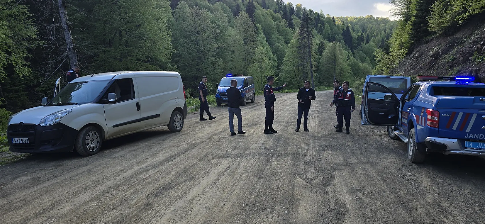 Uçurum kenarında erkek cesedi bulundu