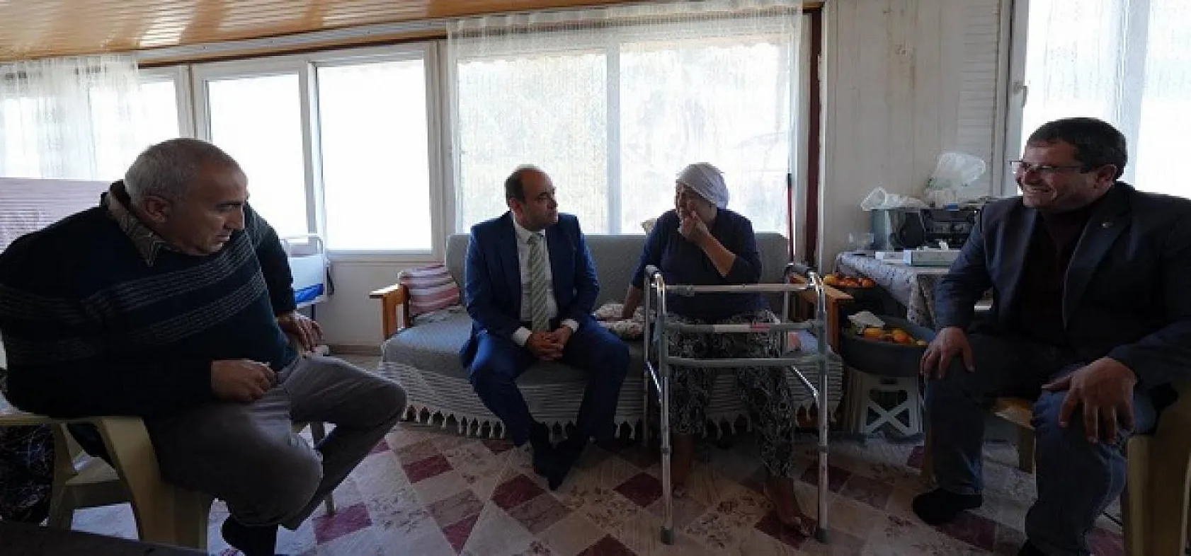 Başkan Akdenizli, Ev Ziyaretlerinde Bulundu