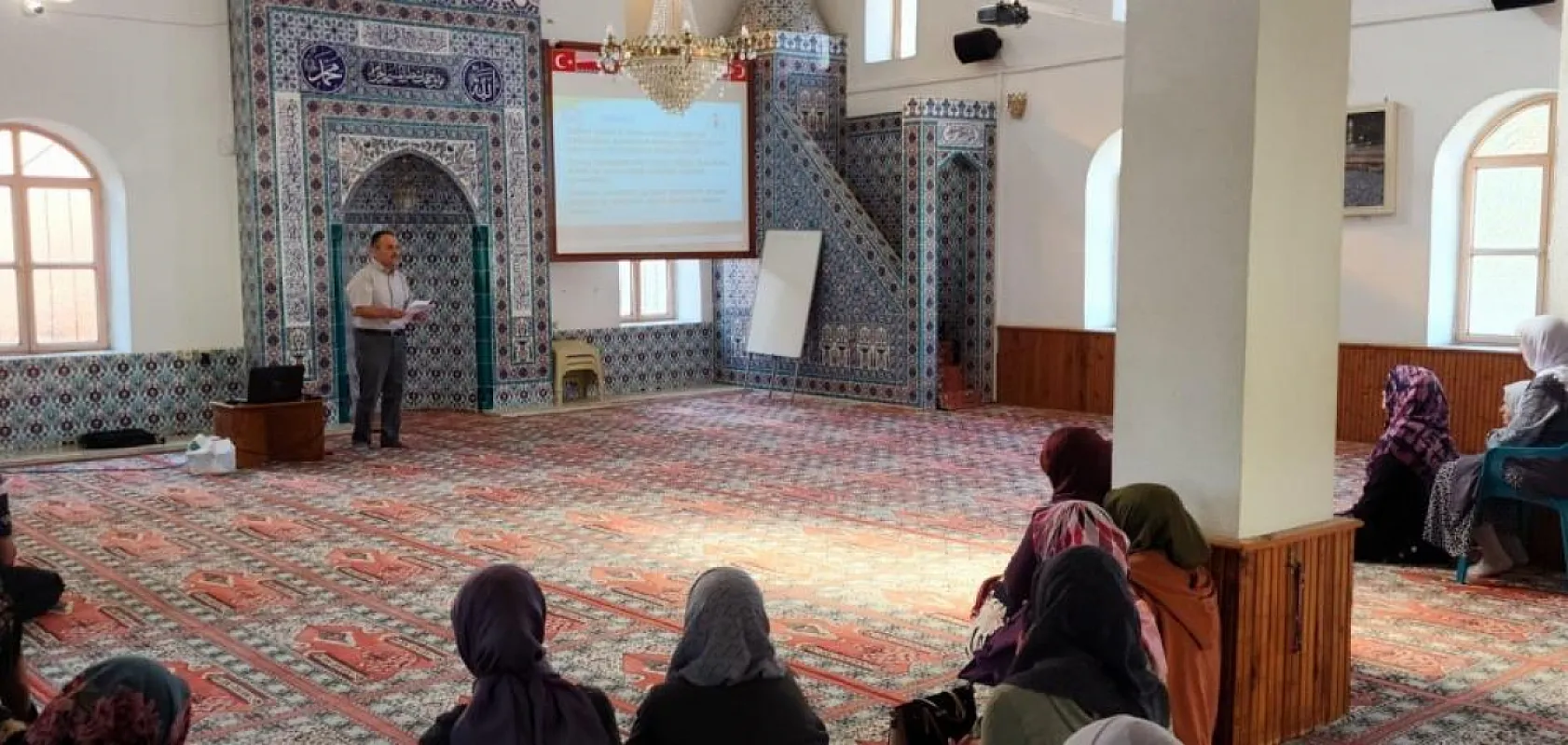 Köyceğizli 35 umreciye eğitim semineri verildi