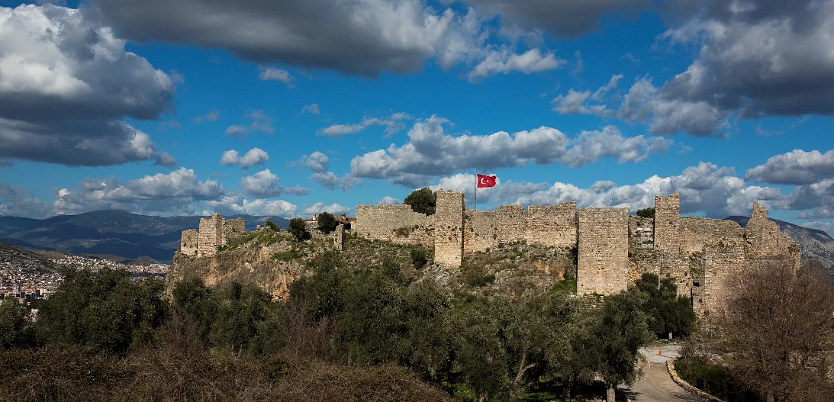 Beçin Kalesi Nerededir? Nasıl Gidilir?