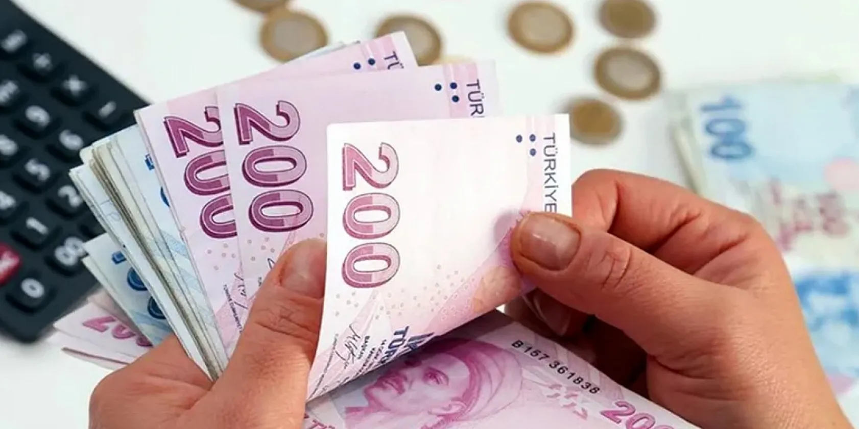Yasa teklifi 2025 yılına ertelendi : Kredi kartlarından savunma sanayii payı askıya alındı