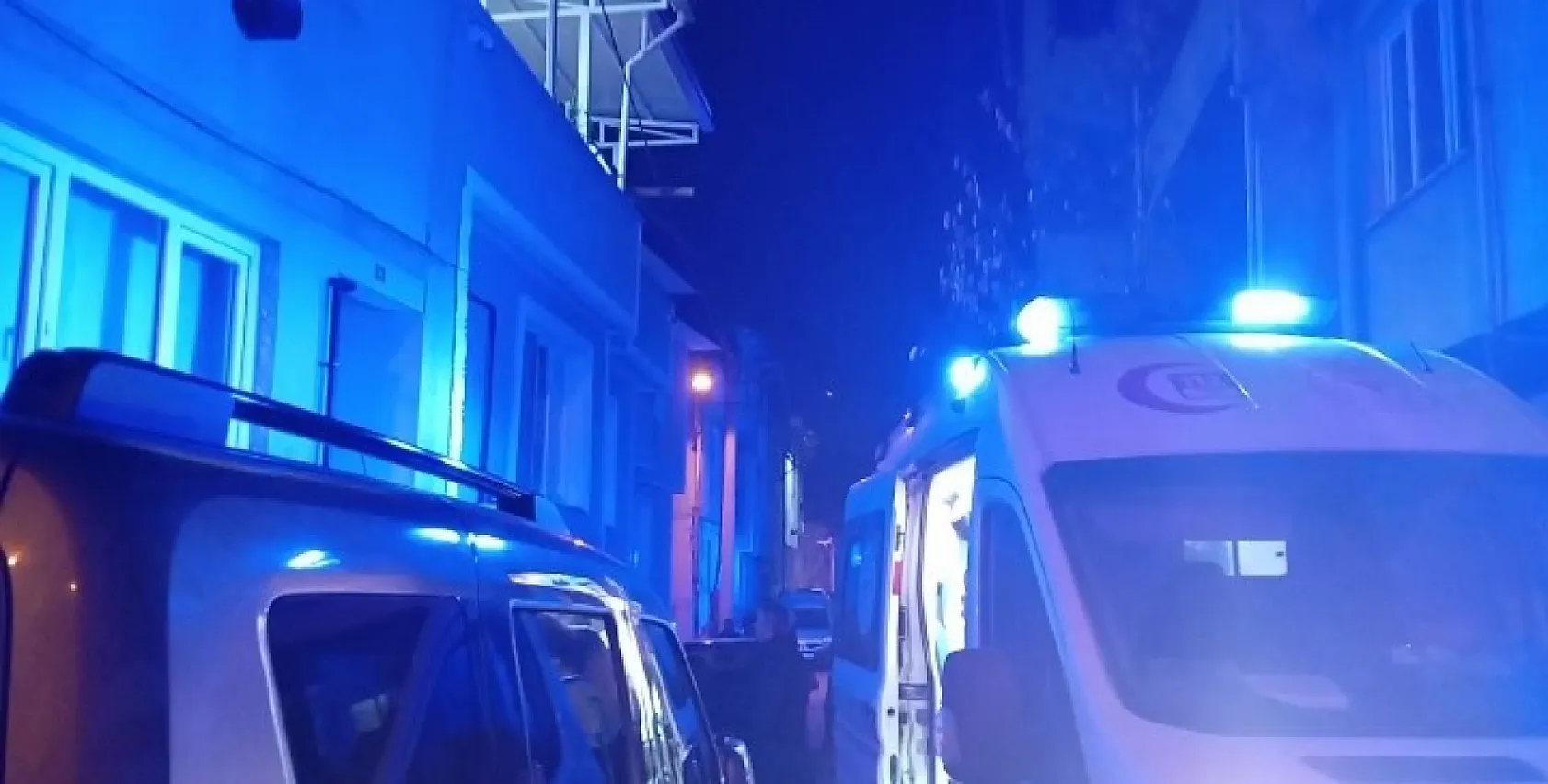 Şüpheli ölüm: Baba ve kızı evde ölü bulundu