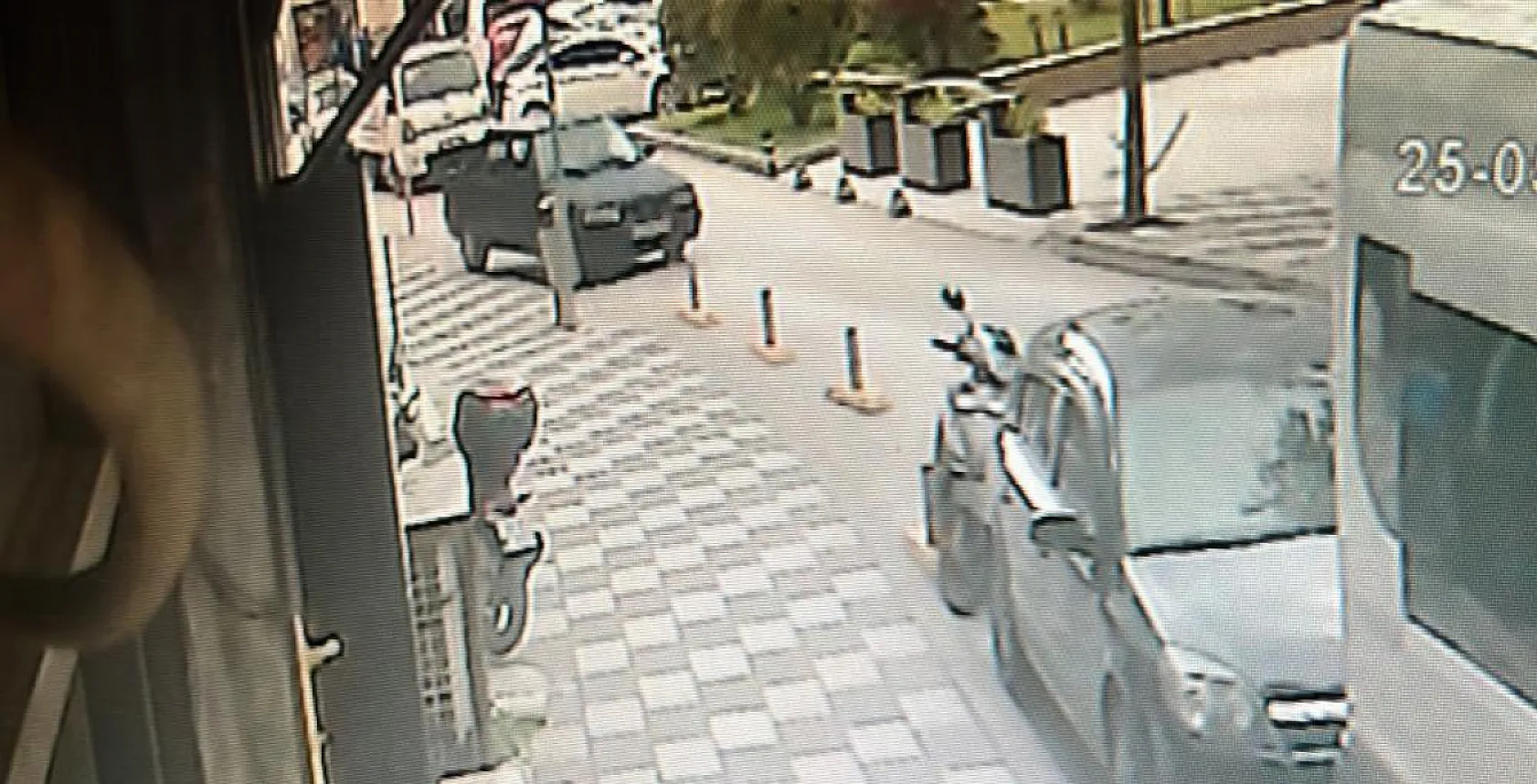 22 yaşındaki alkollü sürücü ortalığı birbirine kattı