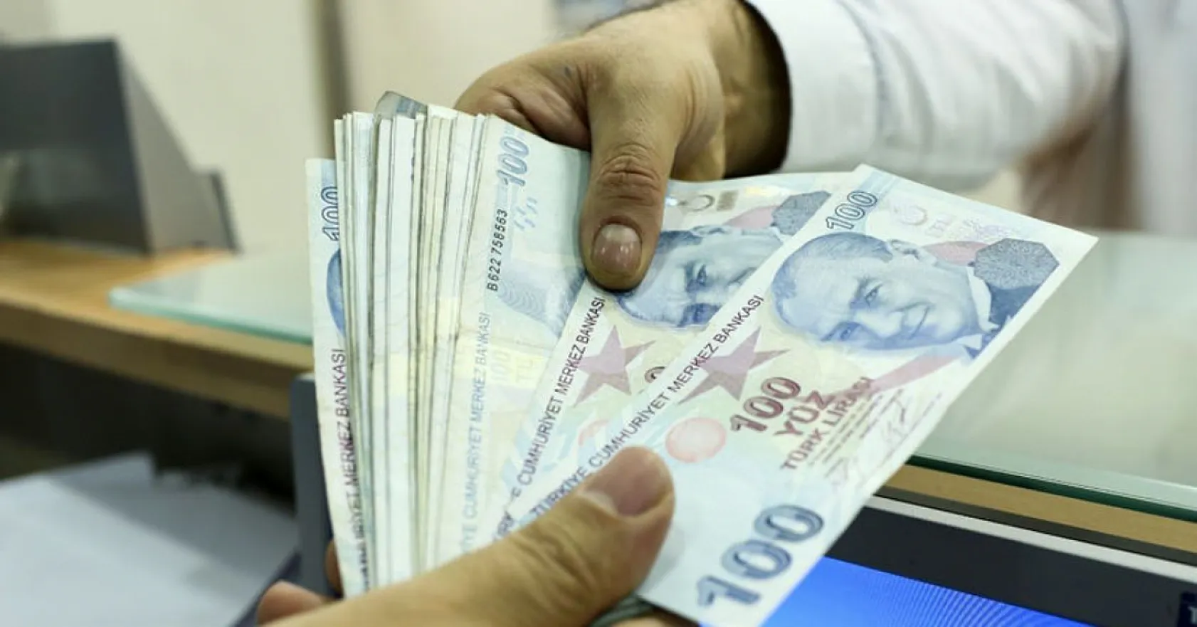 Memur ve Memur Emeklisi Zam Oranı 2024, Ne kadar zam alacak?