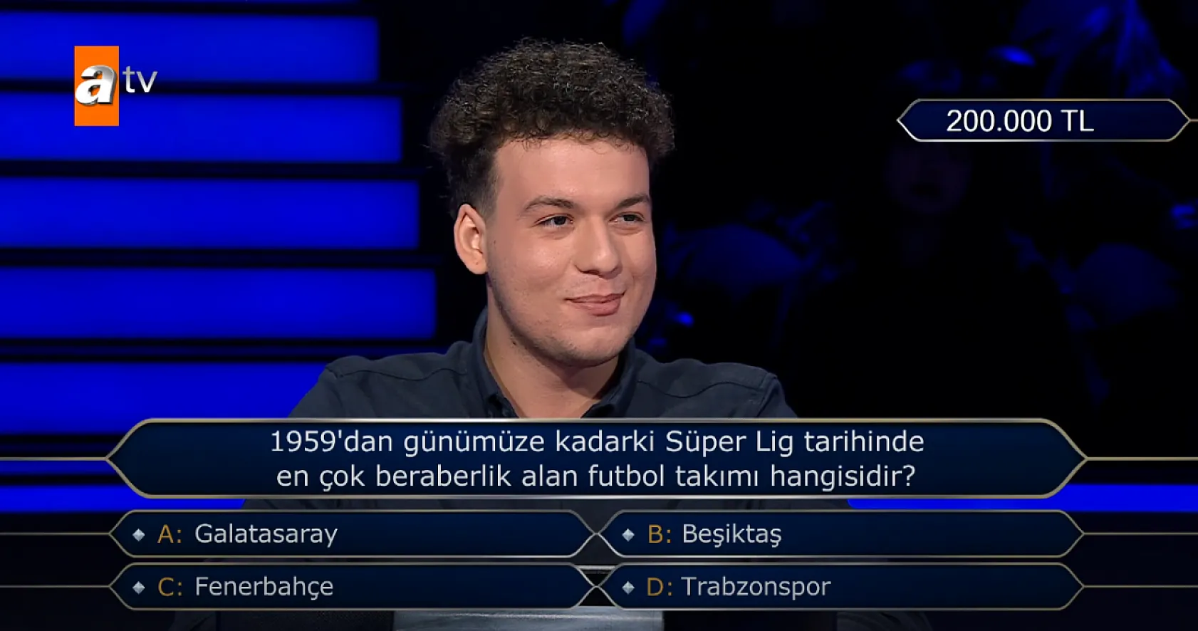 Fethiyeli Genç, Kim Milyoner Olmak İster'de Büyük Ödül İçin Yarıştı
