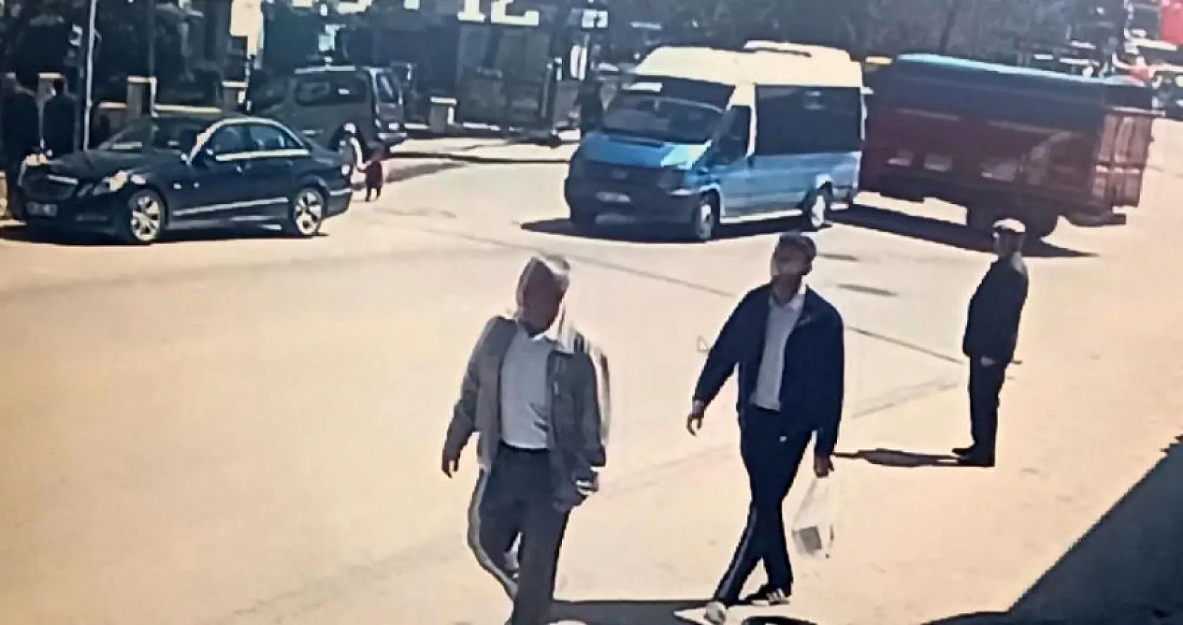 Kamyonun Altında Kalan 4 Yaşındaki Çocuk Hayatını Kaybetti