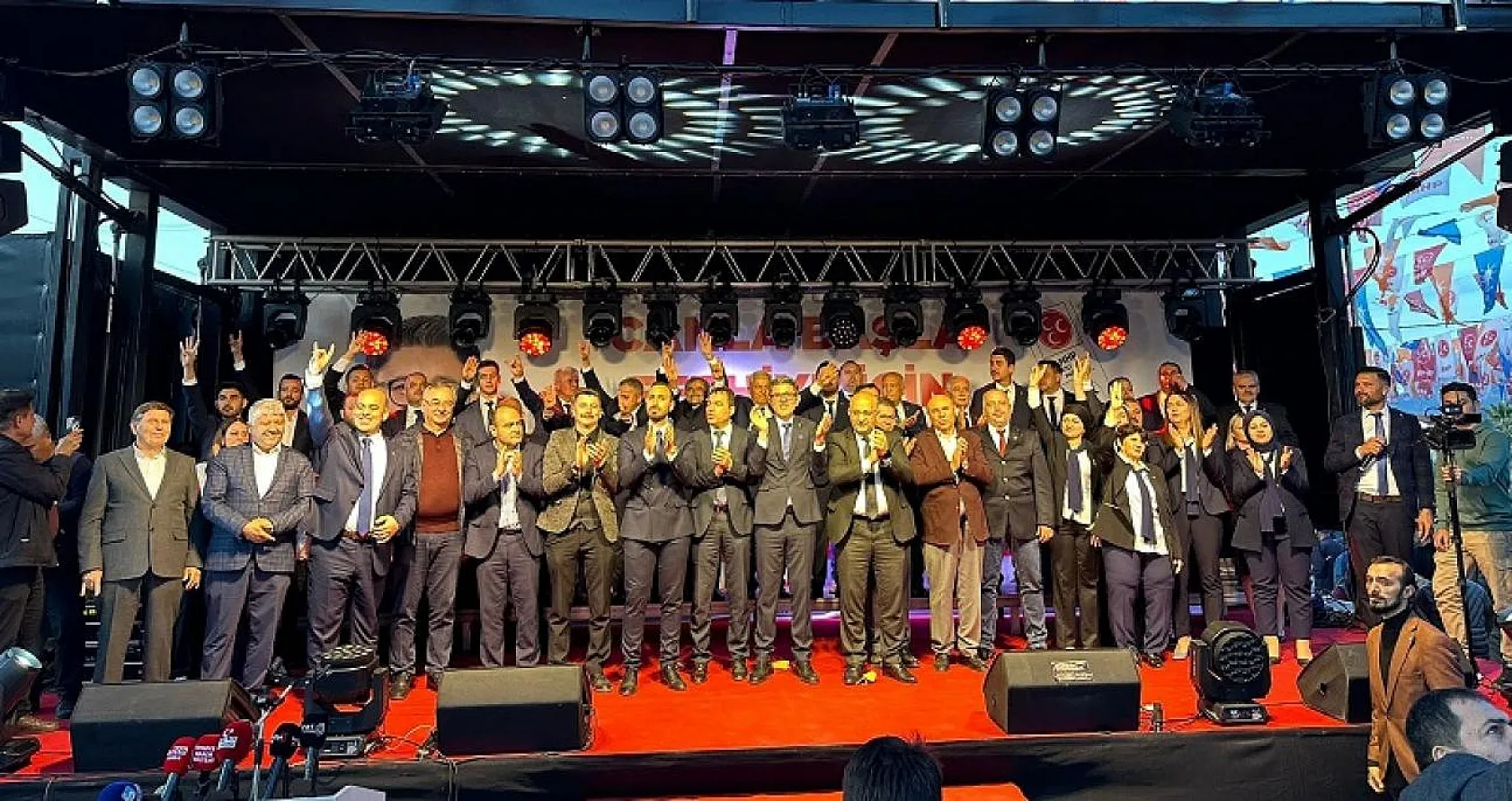 Başkan Adayı Kökten Projelerini Tanıttı