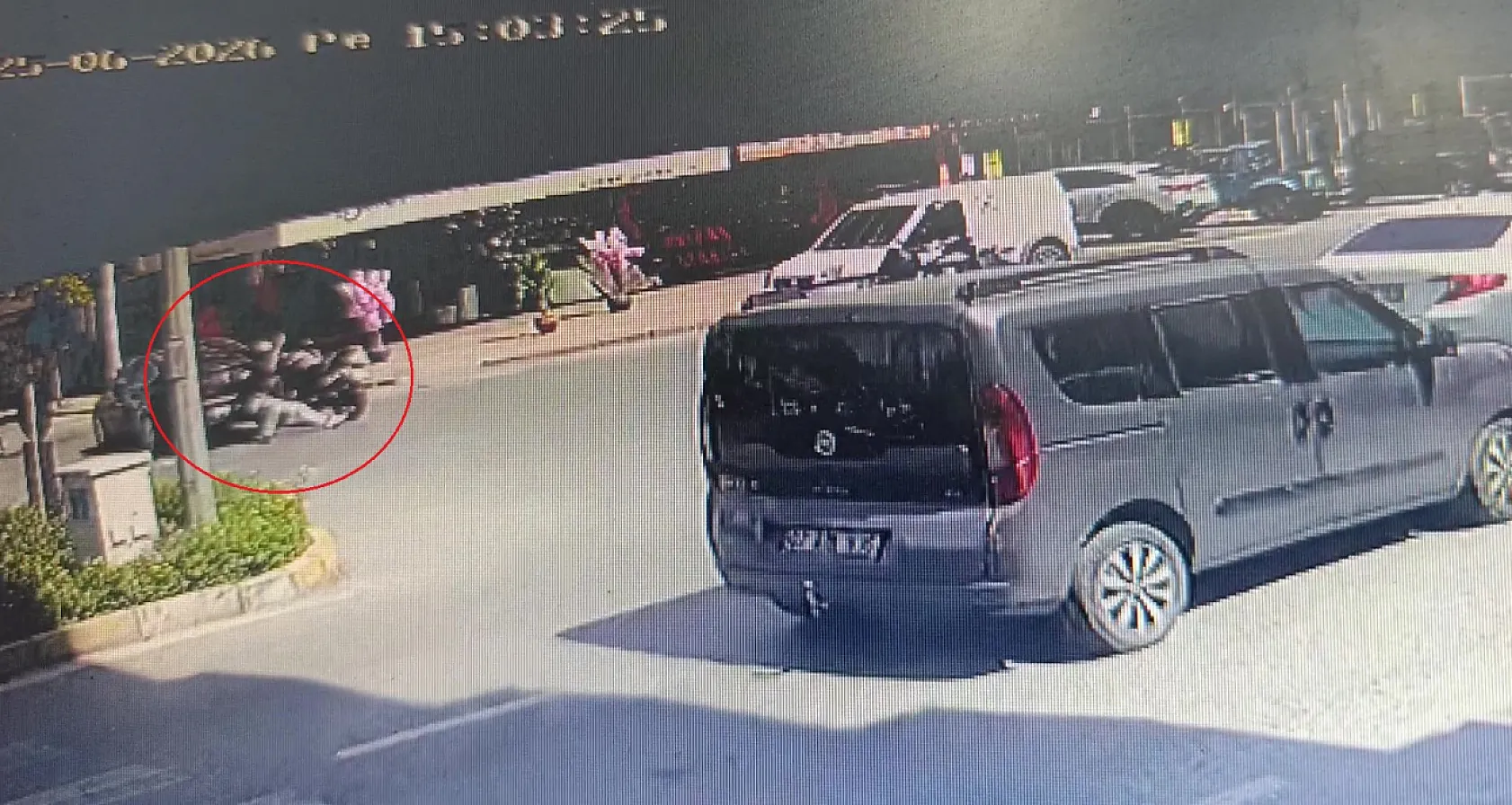 Aynı kavşakta bir saat arayla iki ayrı motosiklet kazası: 2 yaralı