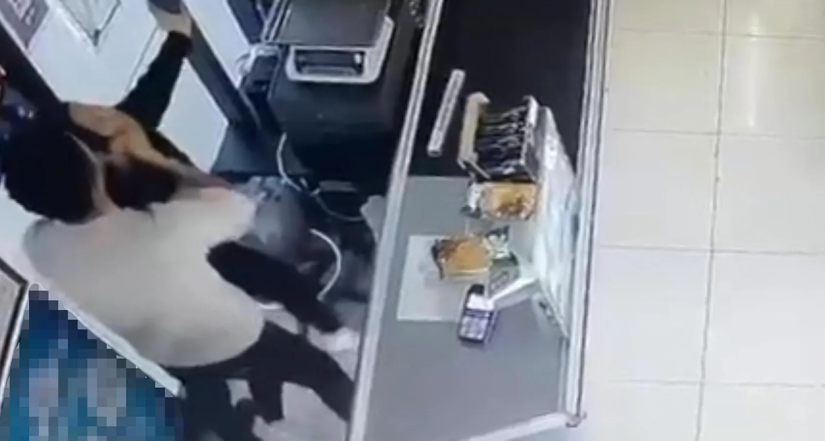 Muğla'da kadın çalışana dehşeti yaşattı, acımasızca dövdü