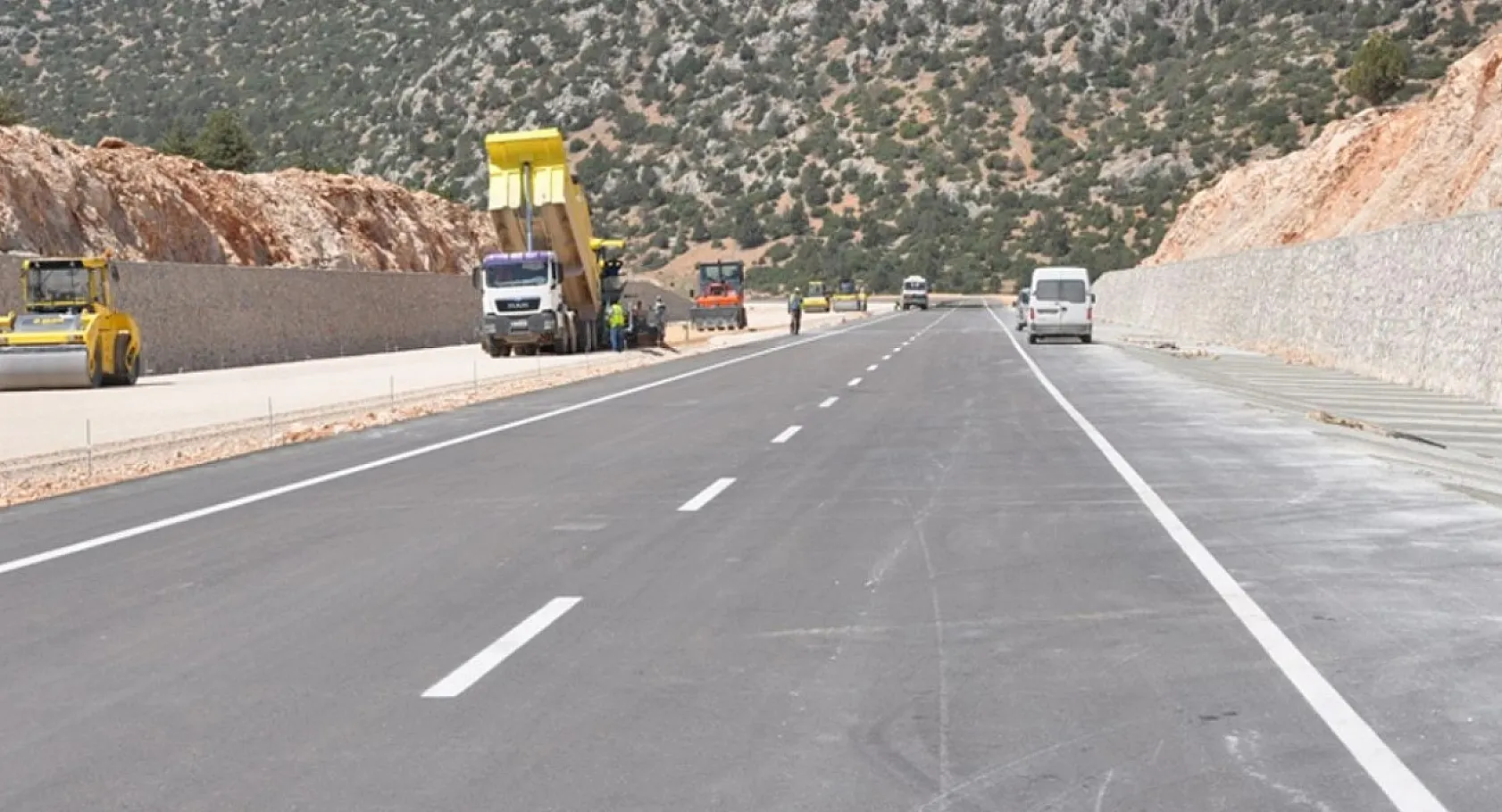 Fethiye'ye ve Seydikemer'e Milletvekili Otgöz'den Müjdeler! Yol, Hastane, Karagözler..