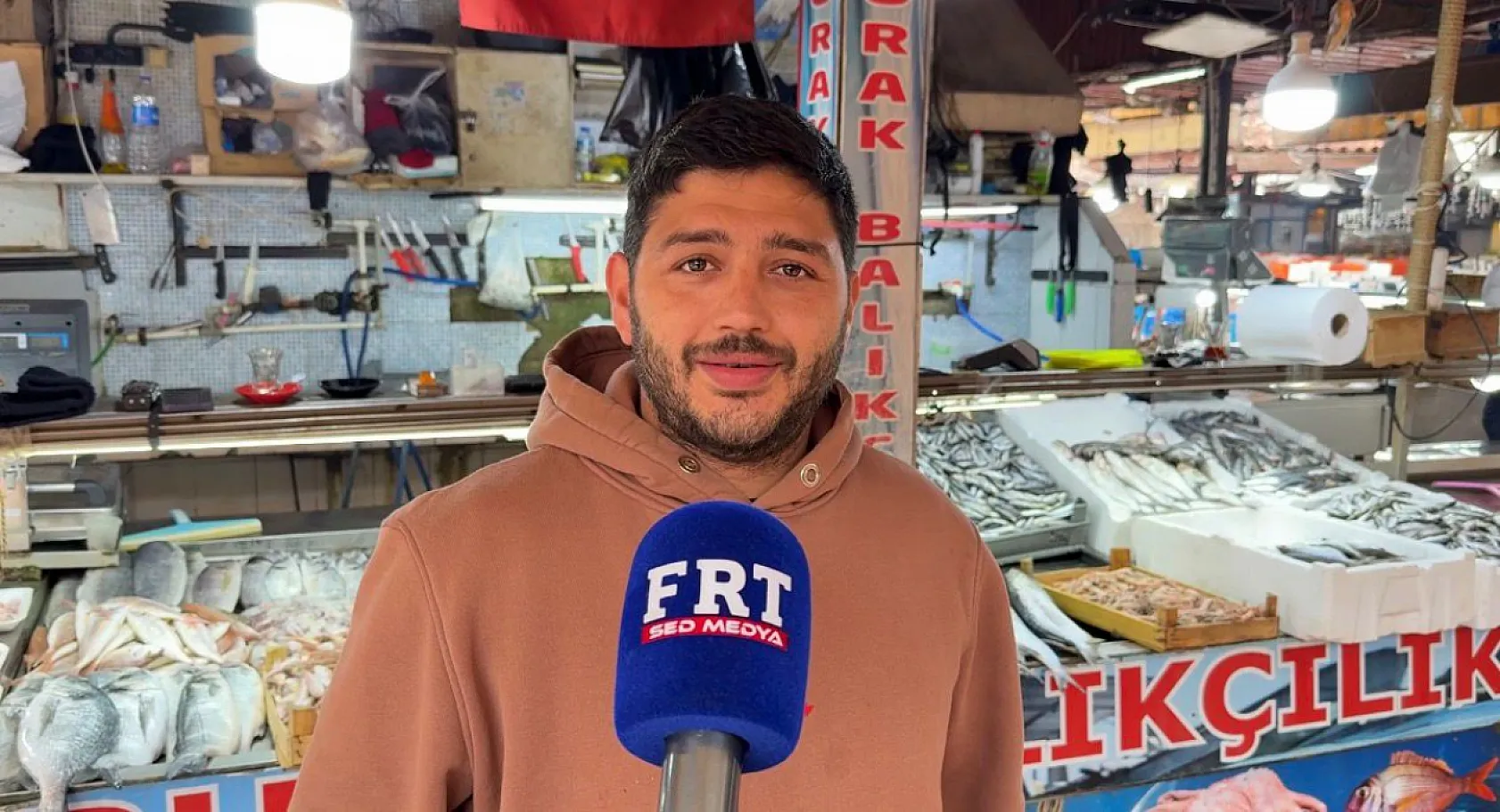 Fethiye Balık Pazarı'nda hamsi bereketi yeniden başladı