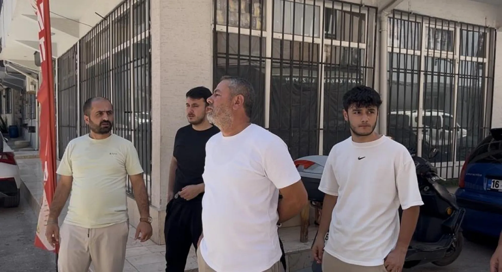 Ev almak için biriktirdiği 1 kilo altın çöpe atıldı, ilçe seferber oldu