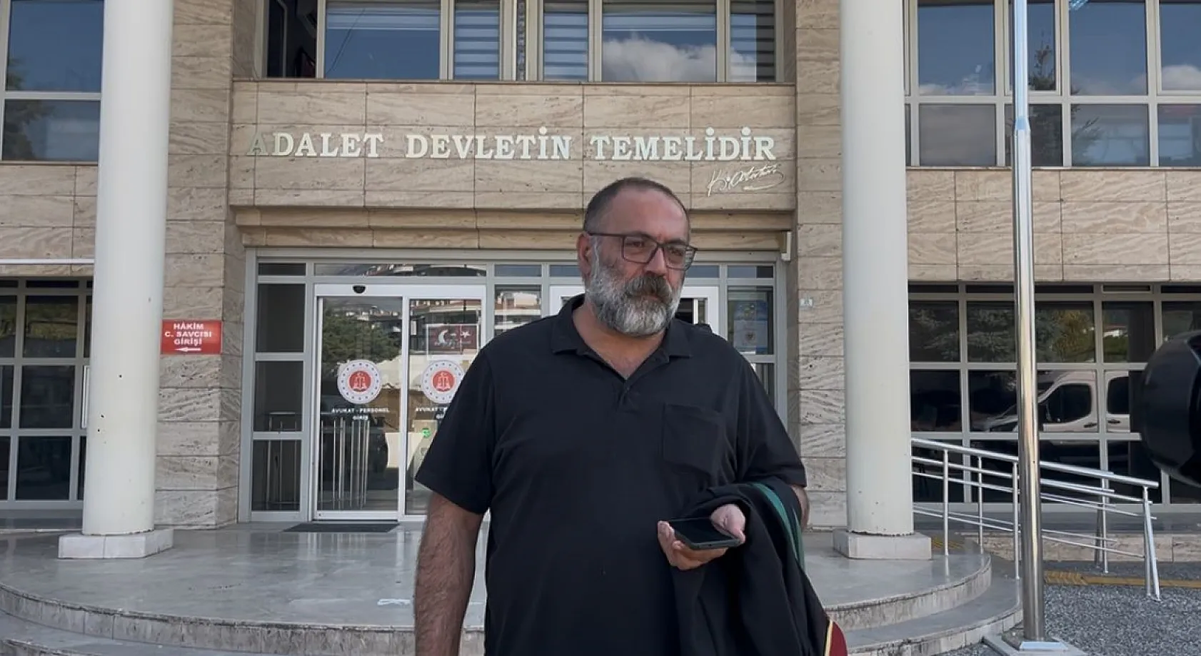 Marmaris Belediye Başkanı Ünlü'nün yargılandığı dava tekrar ertelendi