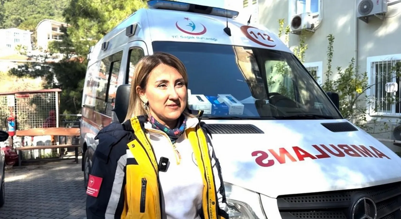 Marmaris'in tek kadın ambulans sürücüsü Fatma Nur Uçar: 'Önceliğimiz hayat kurtarmak'
