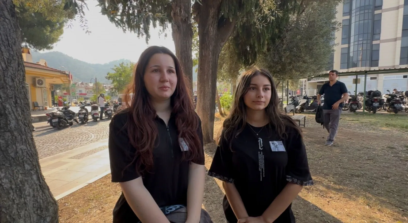 Marmaris'in Kültür sanat temsilcisi Altınöz sevenleri tarafından toprağa verildi