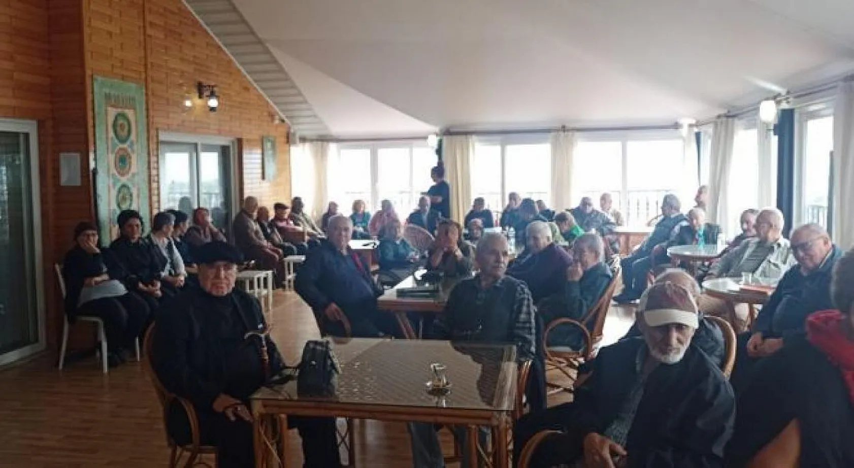 Fethiye Huzurevi sakinleri yılbaşını erken kutladı