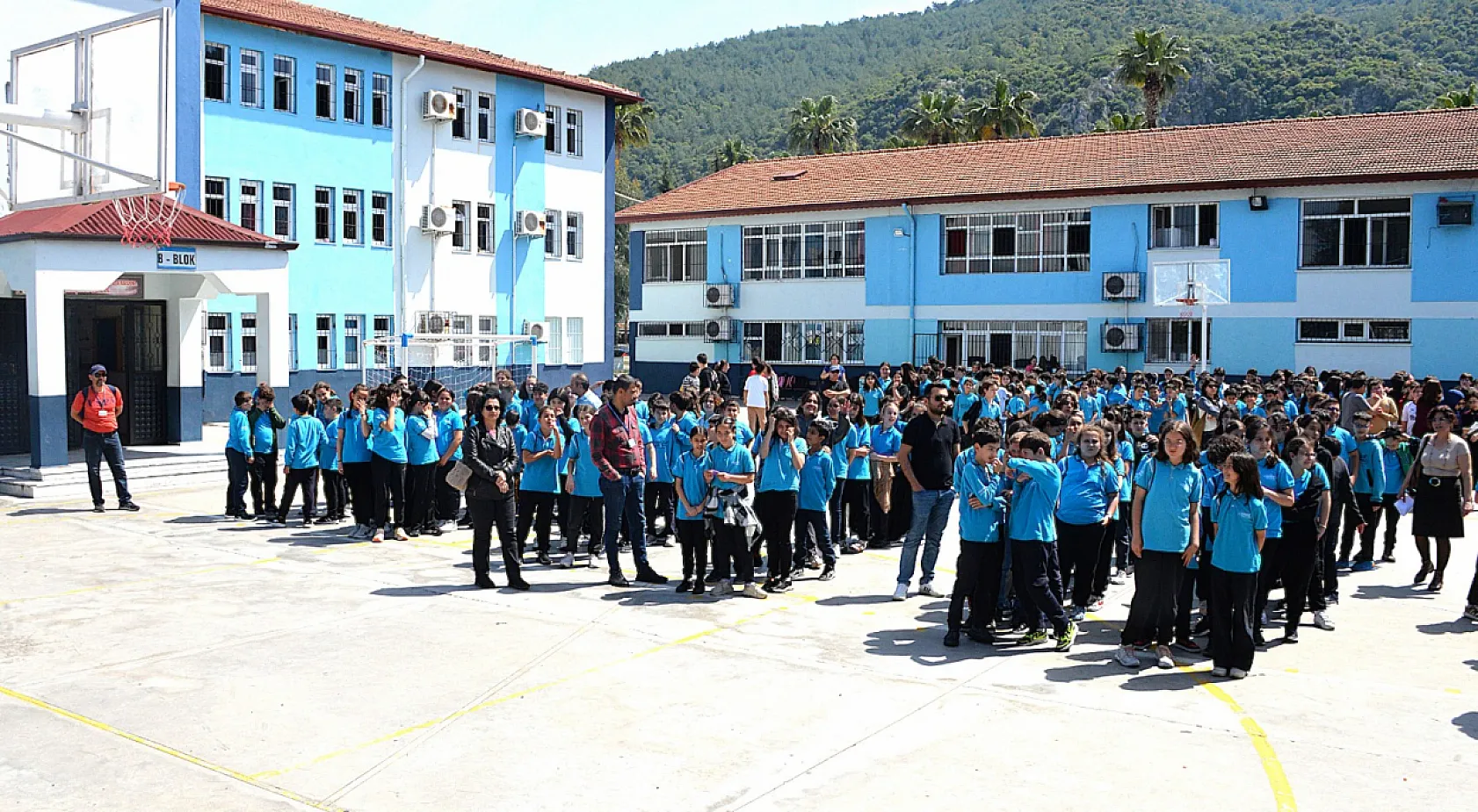 Fethiyespor'dan Öğrencilere 23 Nisan Sürprizi