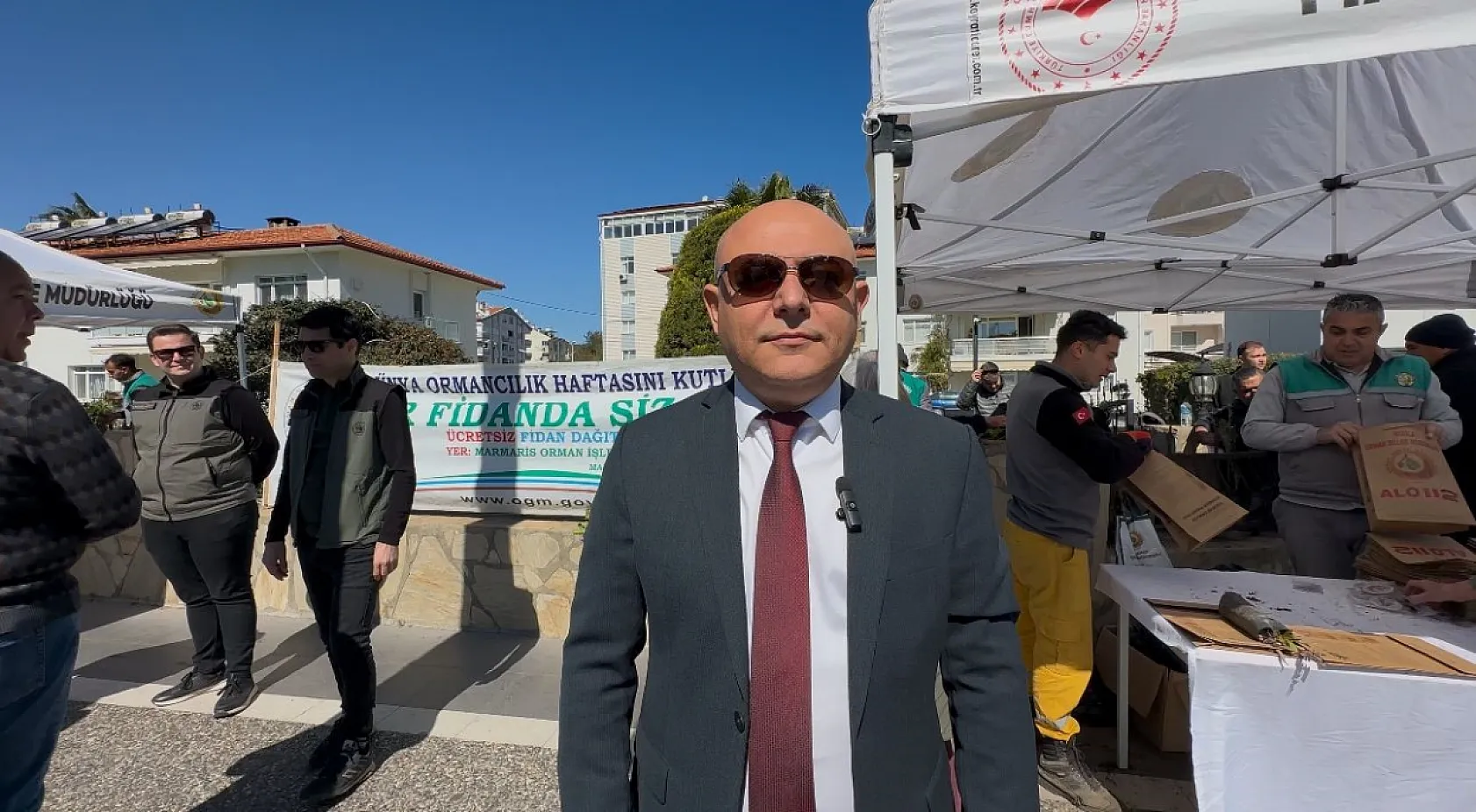 Marmaris'te Dünya Ormancılık Günü'nde binlerce fidan dağıtıldı