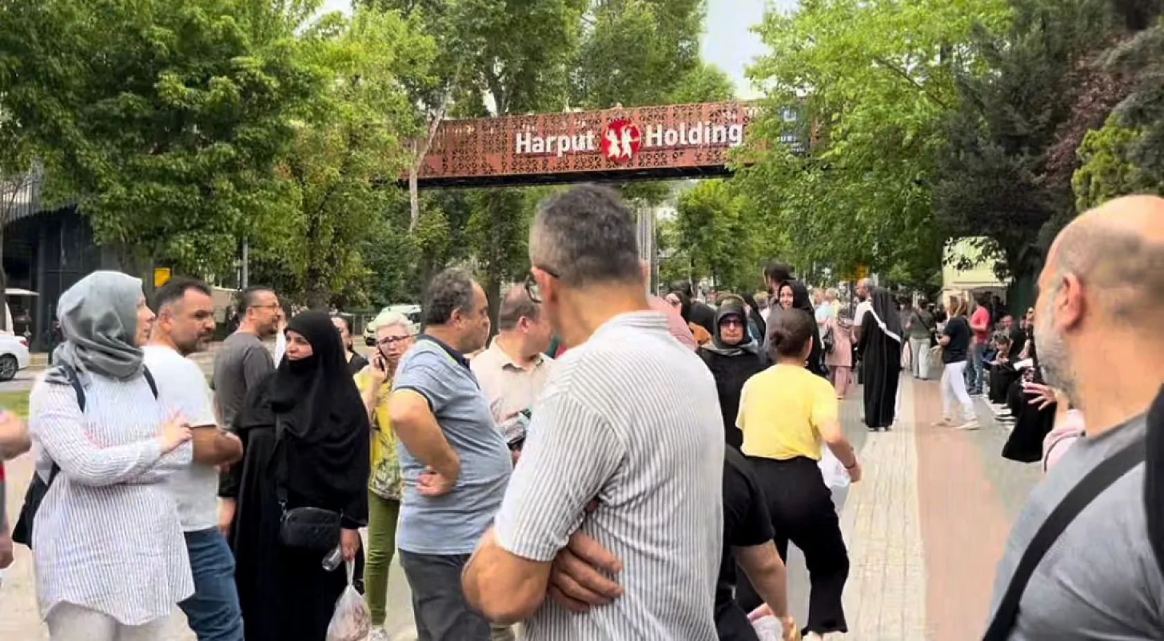 YKS'de dakikalarla yarış film sahnesini aratmadı 1 dakika kala böyle yetişti