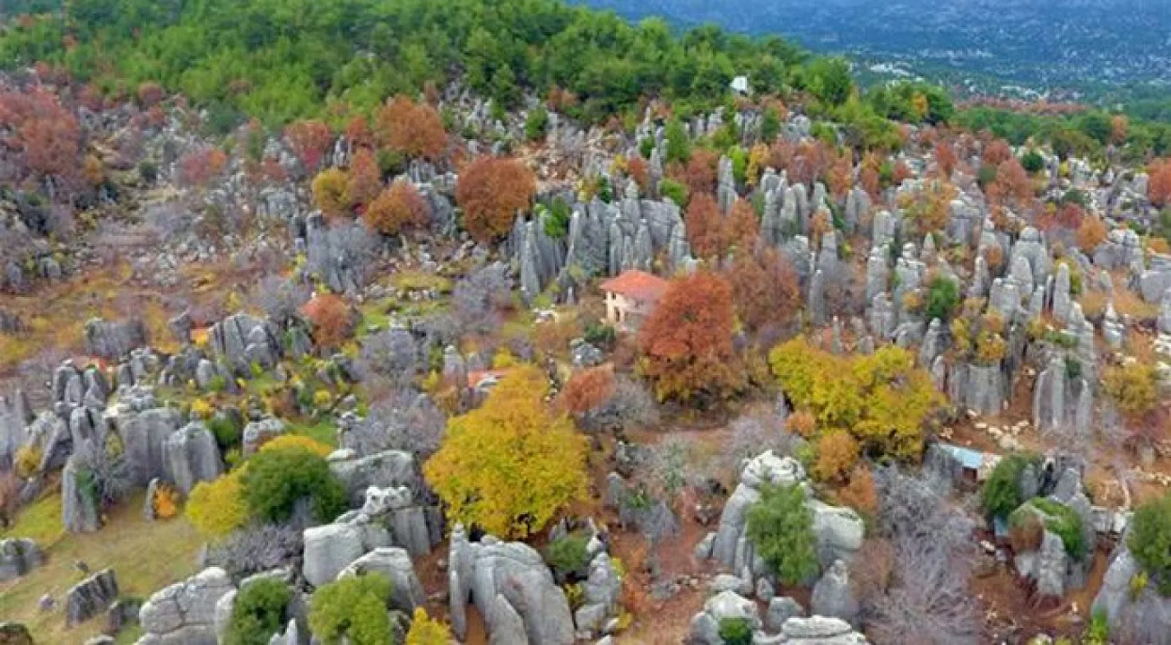 Antalya'nın coğrafi güzelliği 'Adam Kayalar' turistlerin uğrak noktası oldu