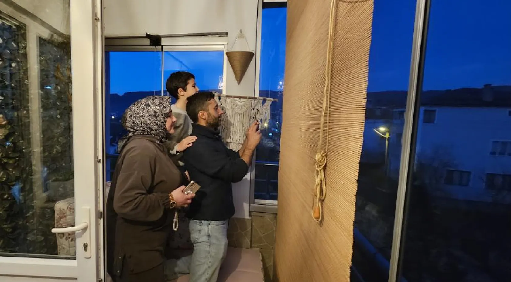 Gökyüzündeki tanımlanamayan cisim merak uyandırdı