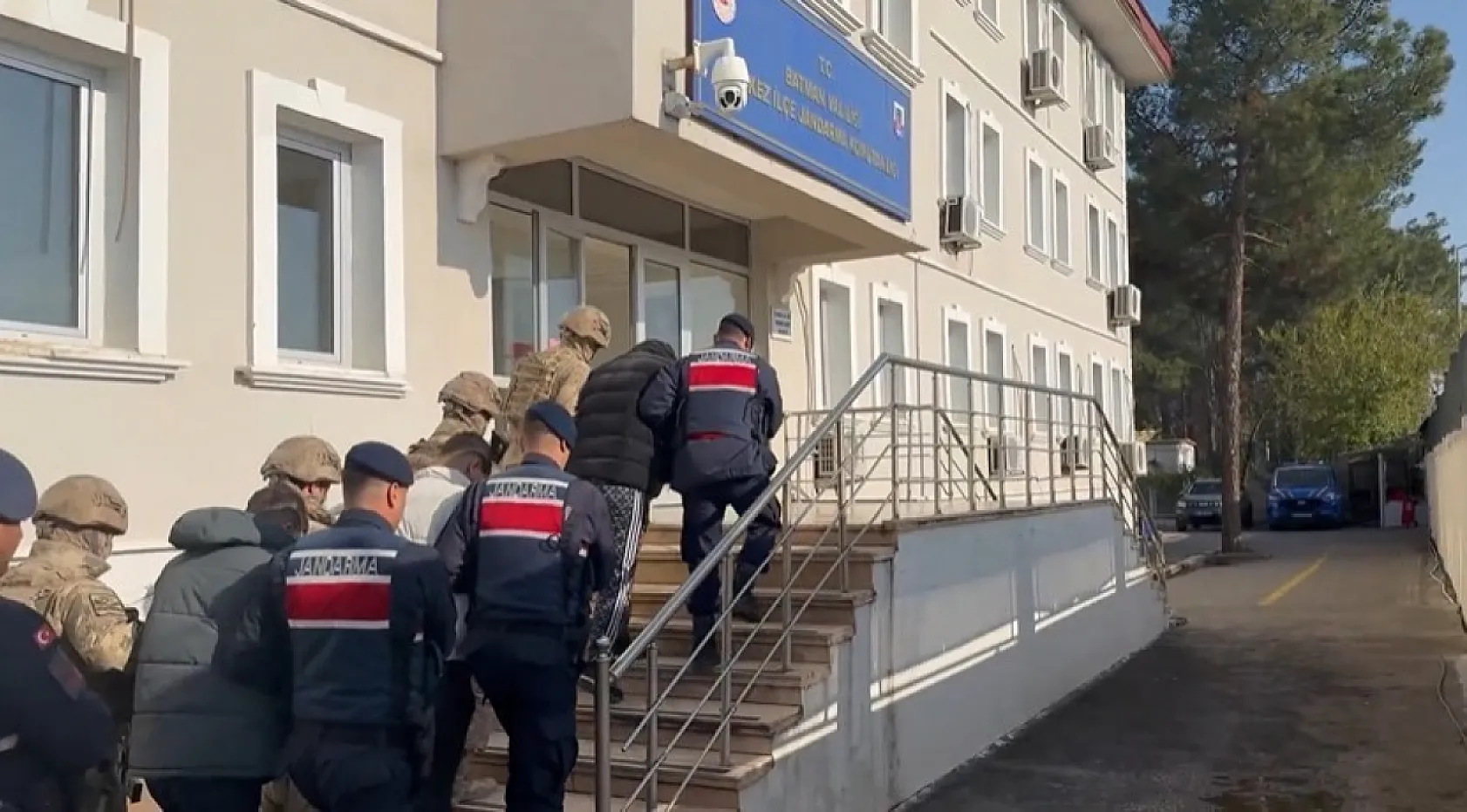 Muğla'nın da Aralarında Olduğu 23 İlde Yasa Dışı Bahis Operasyonu: 42 Şüpheli Yakalandı